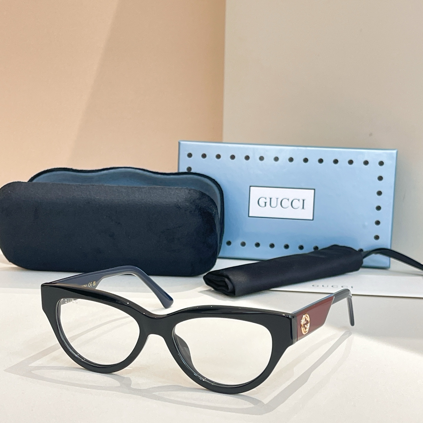 GUCC*🐝🐝🐝MODEL：GG1665O 🐝🐝SIZE：60口15-145n🐝🐝🐝～