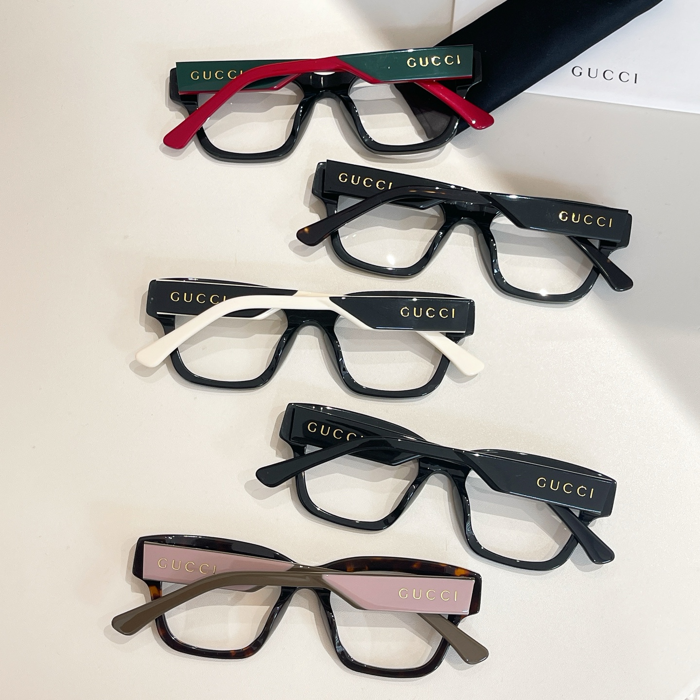 GUCC*🐝🐝🐝MODEL：GG1669O 🐝🐝SIZE：60口15-145n🐝🐝🐝～