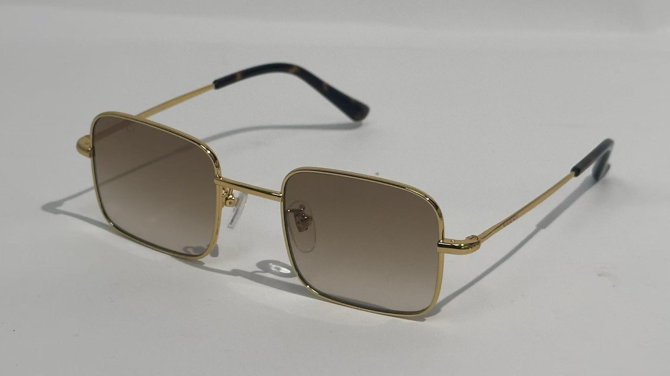 GUCC*🐝🐝🐝MODEL：GG1813S 🐝🐝SIZE：60口15-145n🐝🐝🐝～