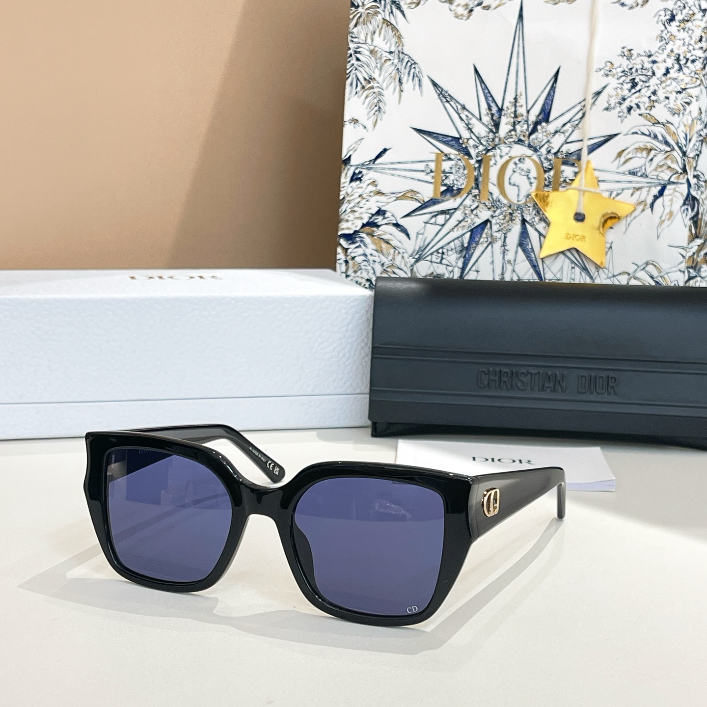 DIOR✨✨✨MODEL DiorGlow S1F ✨✨✨SIZE：54口18-140✨✨✨