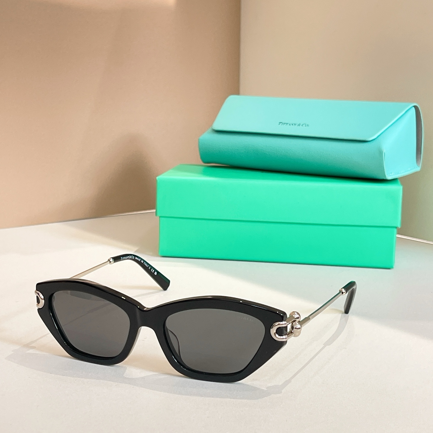 TIFFANY&Co.✨✨✨MODEL：TF4231U✨✨✨ SIZE：52口17-140✨✨✨