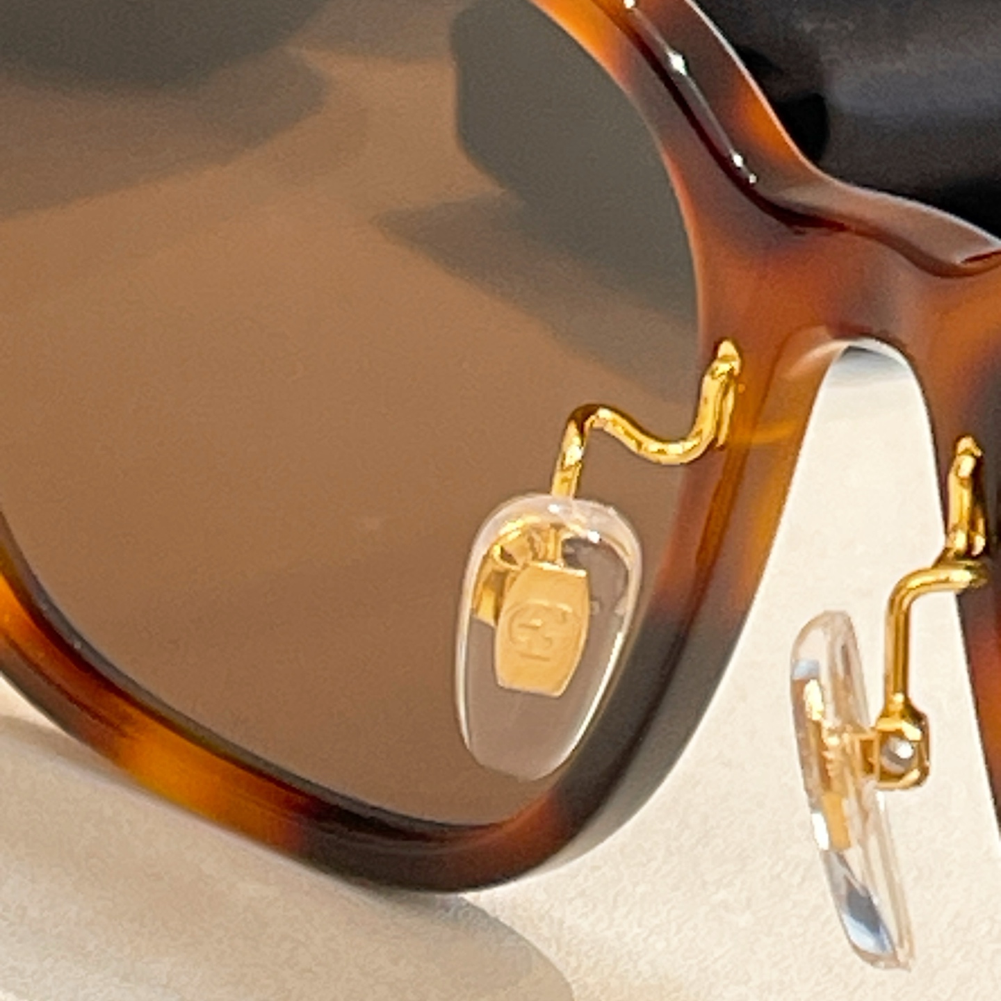 GUCC*🐝🐝🐝MODEL：GG1896SK🐝🐝SIZE：57口18-145🐝🐝🐝高版本~~