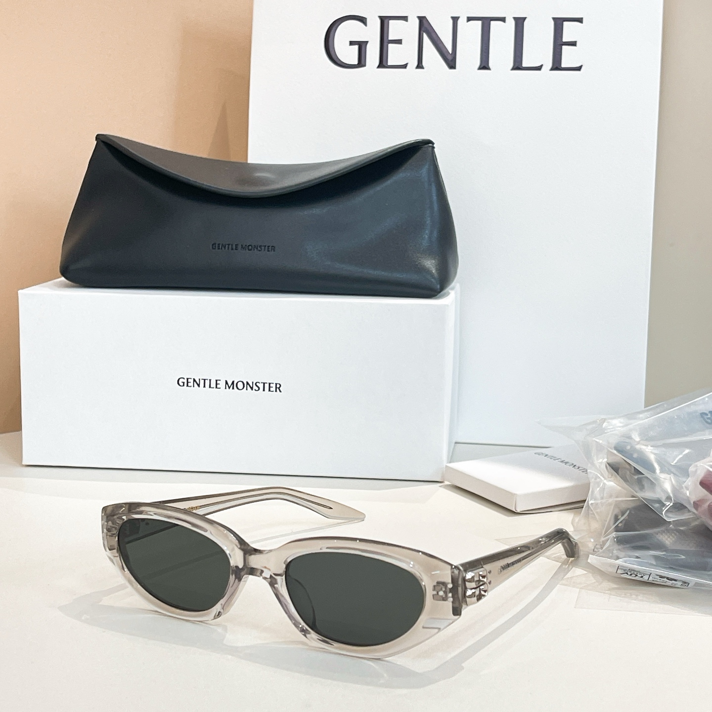GENTLE MONSTE*🐼🐼🐼MODEL：DUNS🐼🐼🐼SIZE：54口21-145🐼🐼🐼高版本~~