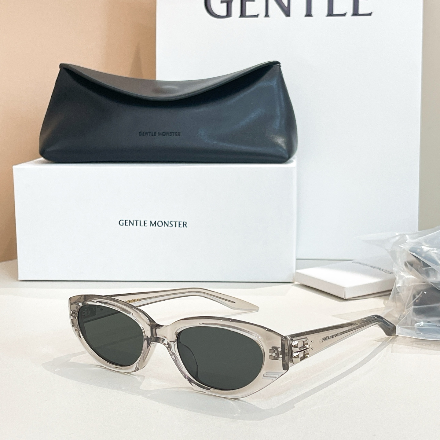 GENTLE MONSTE*🐼🐼🐼MODEL：DUNS🐼🐼🐼SIZE：54口21-145🐼🐼🐼高版本~~