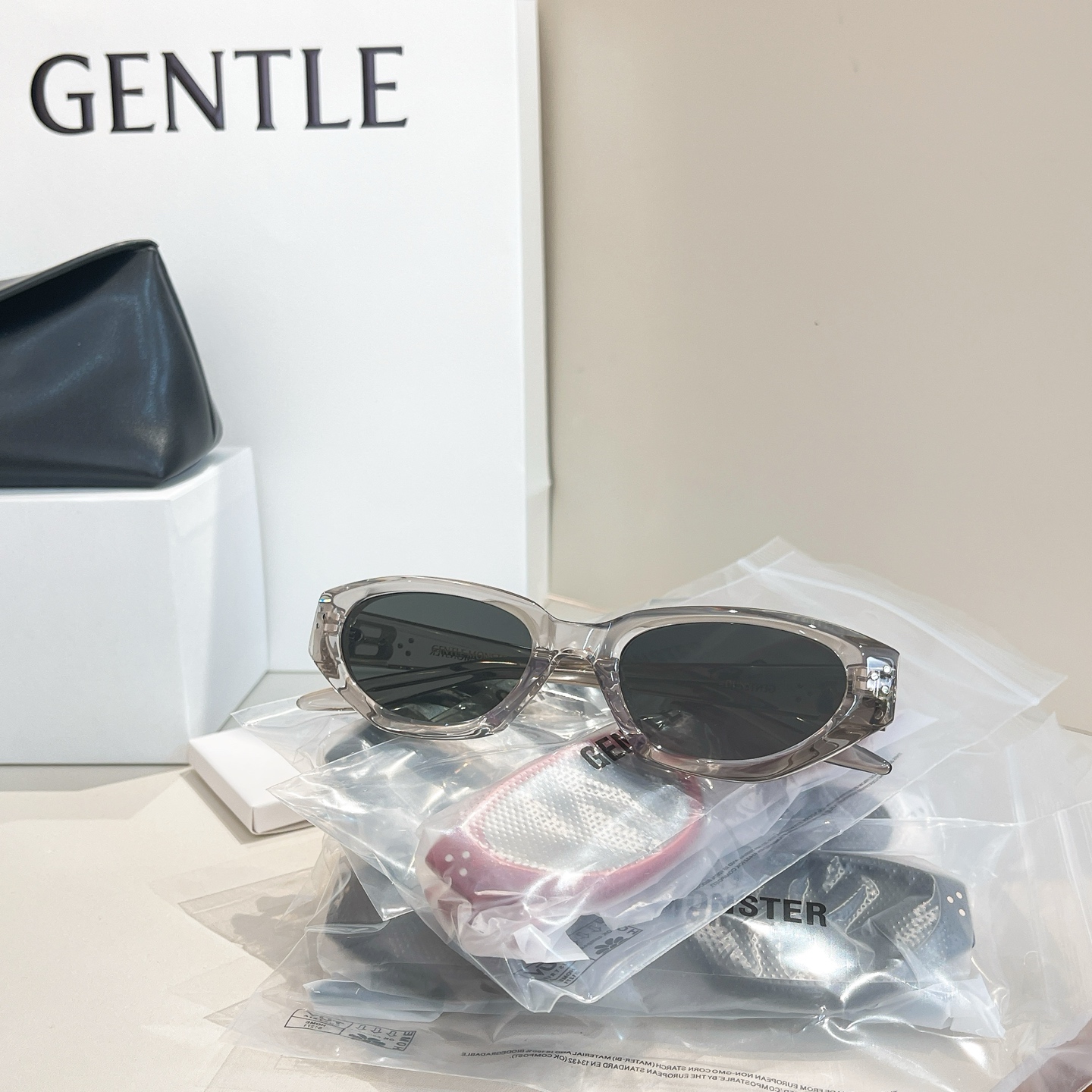 GENTLE MONSTE*🐼🐼🐼MODEL：DUNS🐼🐼🐼SIZE：54口21-145🐼🐼🐼高版本~~