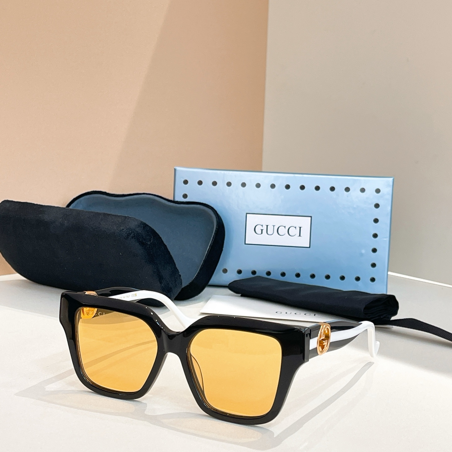 GUCC*🐝🐝🐝MODEL：GG1023S 🐝🐝SIZE：54口17-142🐝🐝🐝