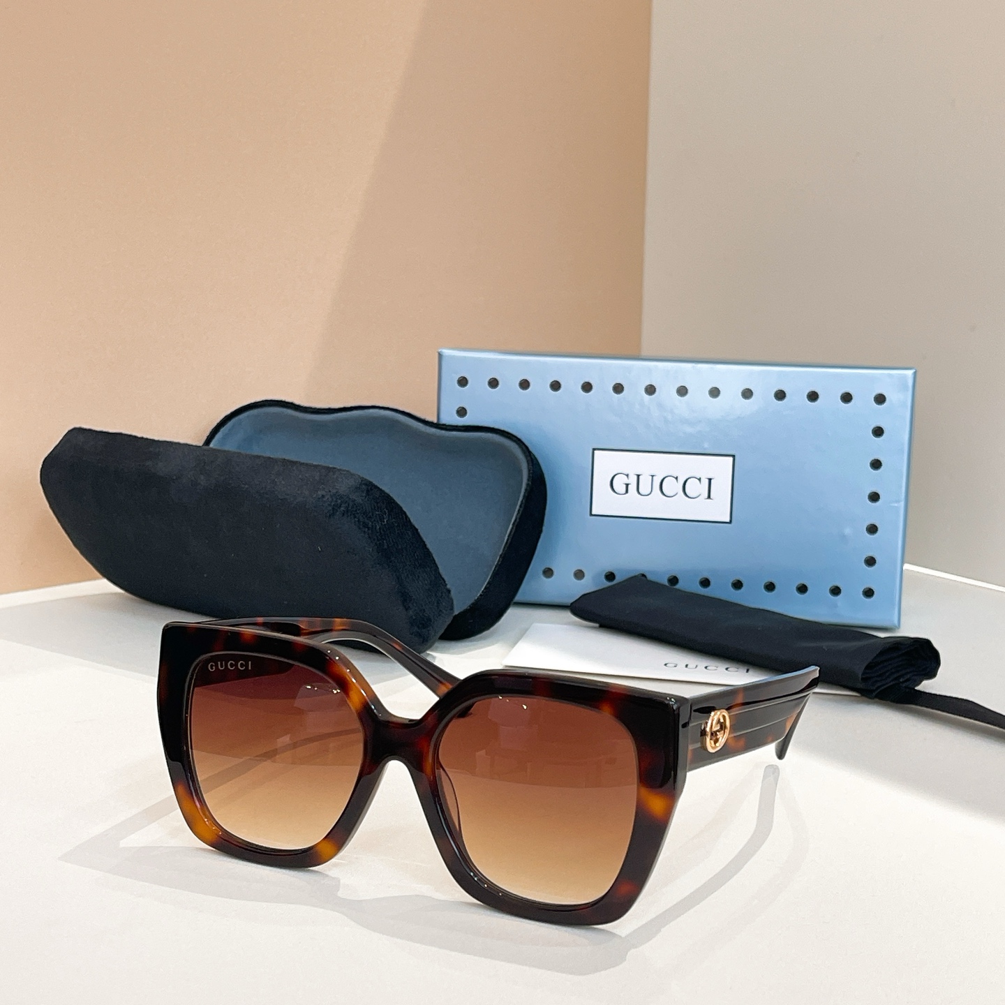 GUCC*🐝🐝🐝MODEL：GG1300S 🐝🐝SIZE：55口19-145🐝🐝🐝