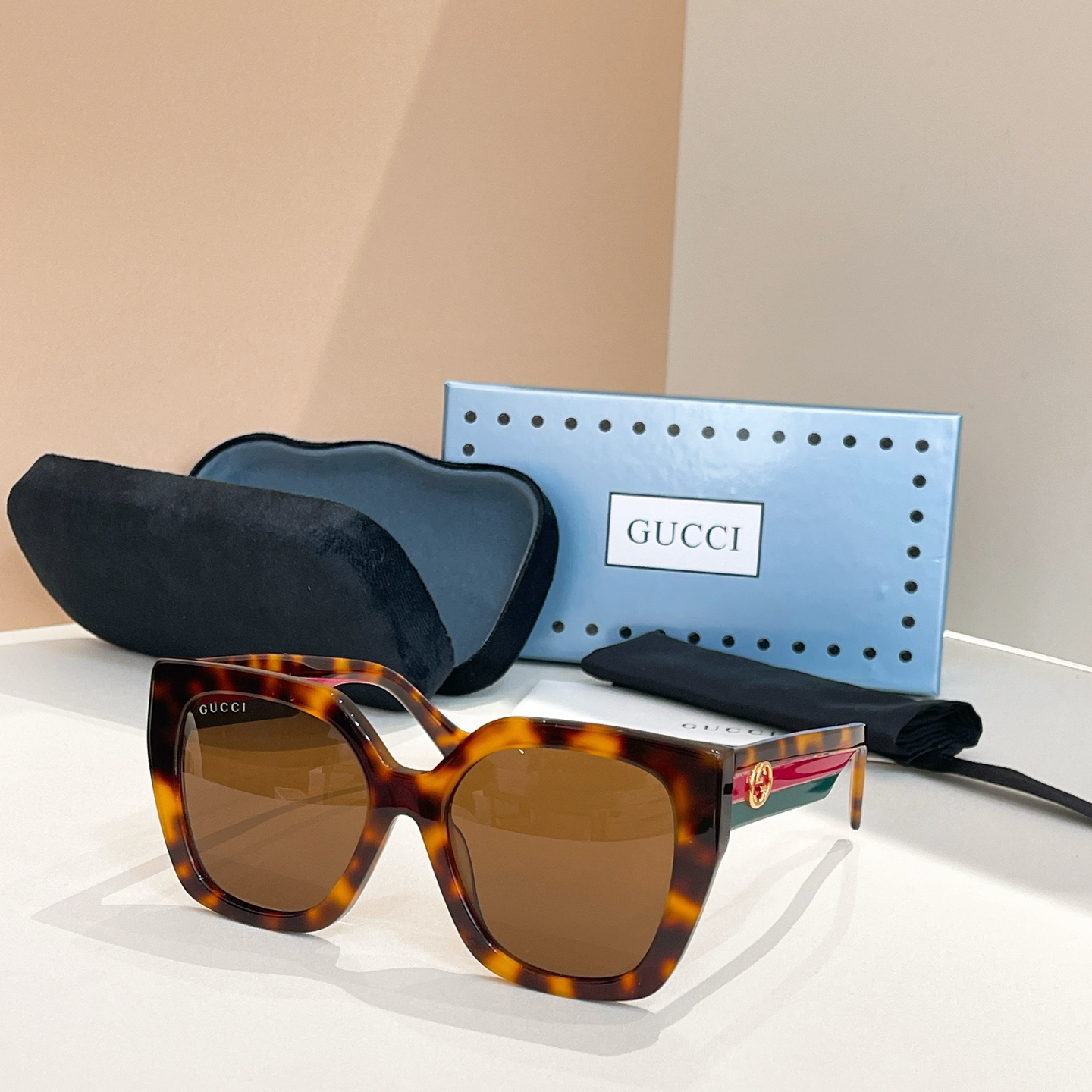 GUCC*🐝🐝🐝MODEL：GG1300S 🐝🐝SIZE：55口19-145🐝🐝🐝