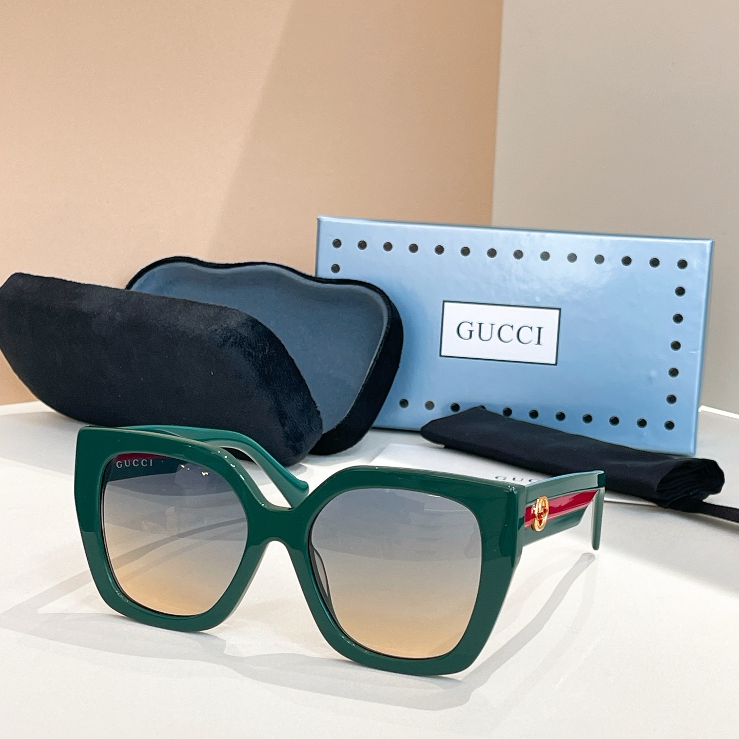 GUCC*🐝🐝🐝MODEL：GG1300S 🐝🐝SIZE：55口19-145🐝🐝🐝