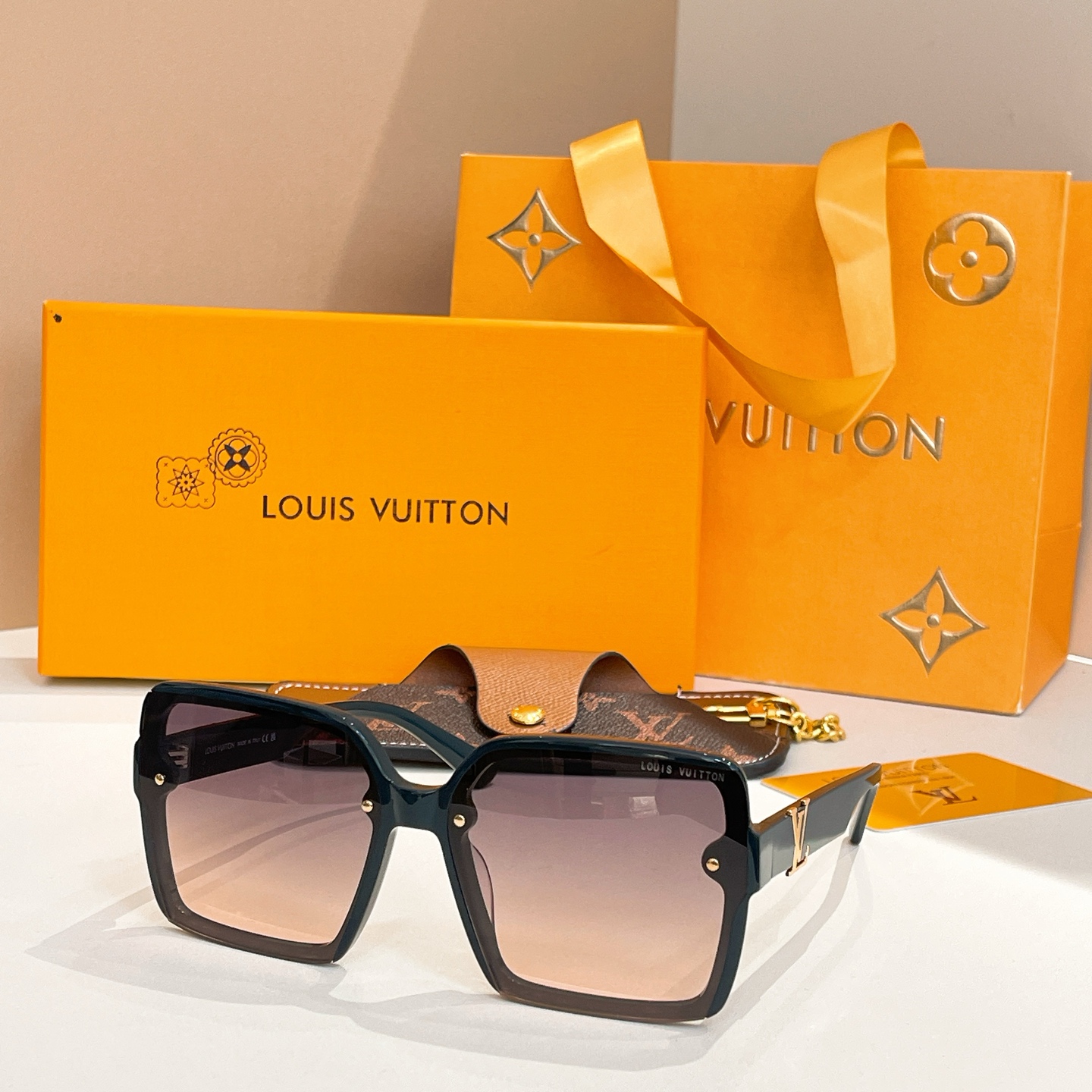 LOUIS VUITTO*🌟🌟🌟MODEL：Z1658U 🌟🌟🌟SIZE：51口20-140🌟🌟🌟