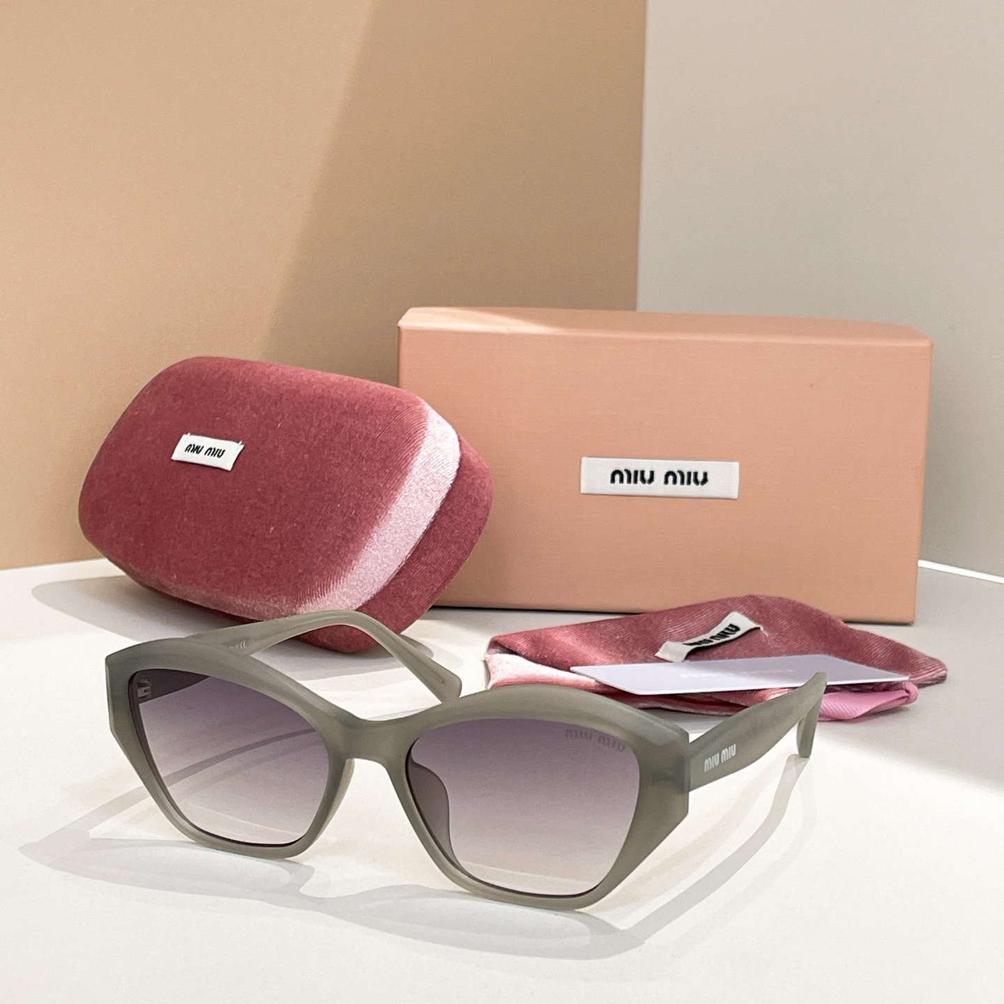 MIU MI*🎀🎀🎀MODELSMU 32WS🎀🎀🎀SIZE：55口18-147🎀🎀🎀 