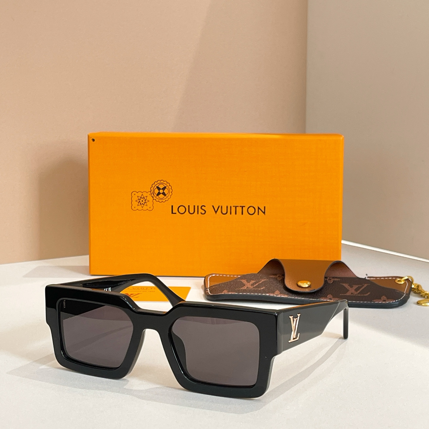 LOUIS VUITTO*🌟🌟🌟MODEL：Z2703W🌟🌟🌟SIZE：54口21-145🌟🌟