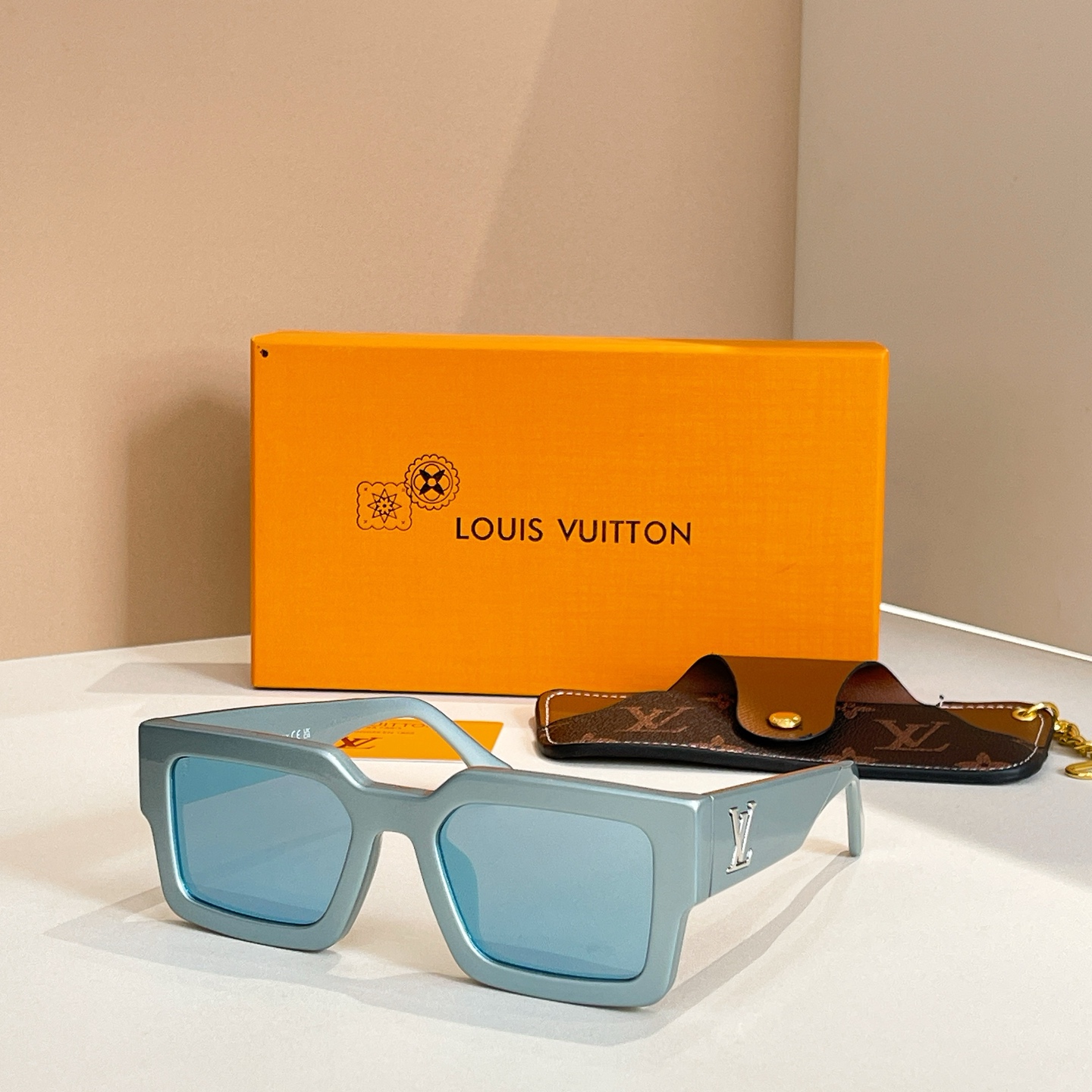 LOUIS VUITTO*🌟🌟🌟MODEL：Z2703W🌟🌟🌟SIZE：54口21-145🌟🌟