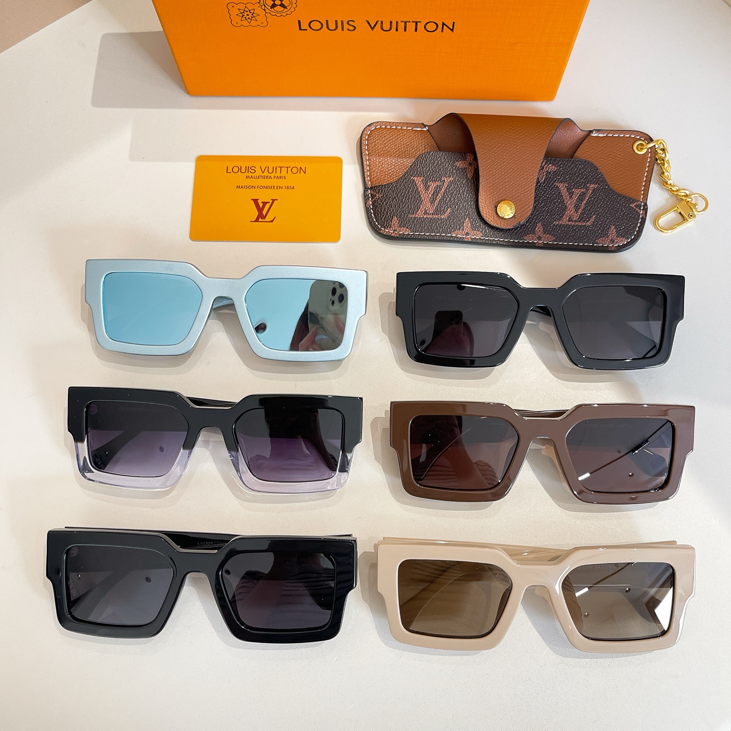 LOUIS VUITTO*🌟🌟🌟MODEL：Z2703W🌟🌟🌟SIZE：54口21-145🌟🌟