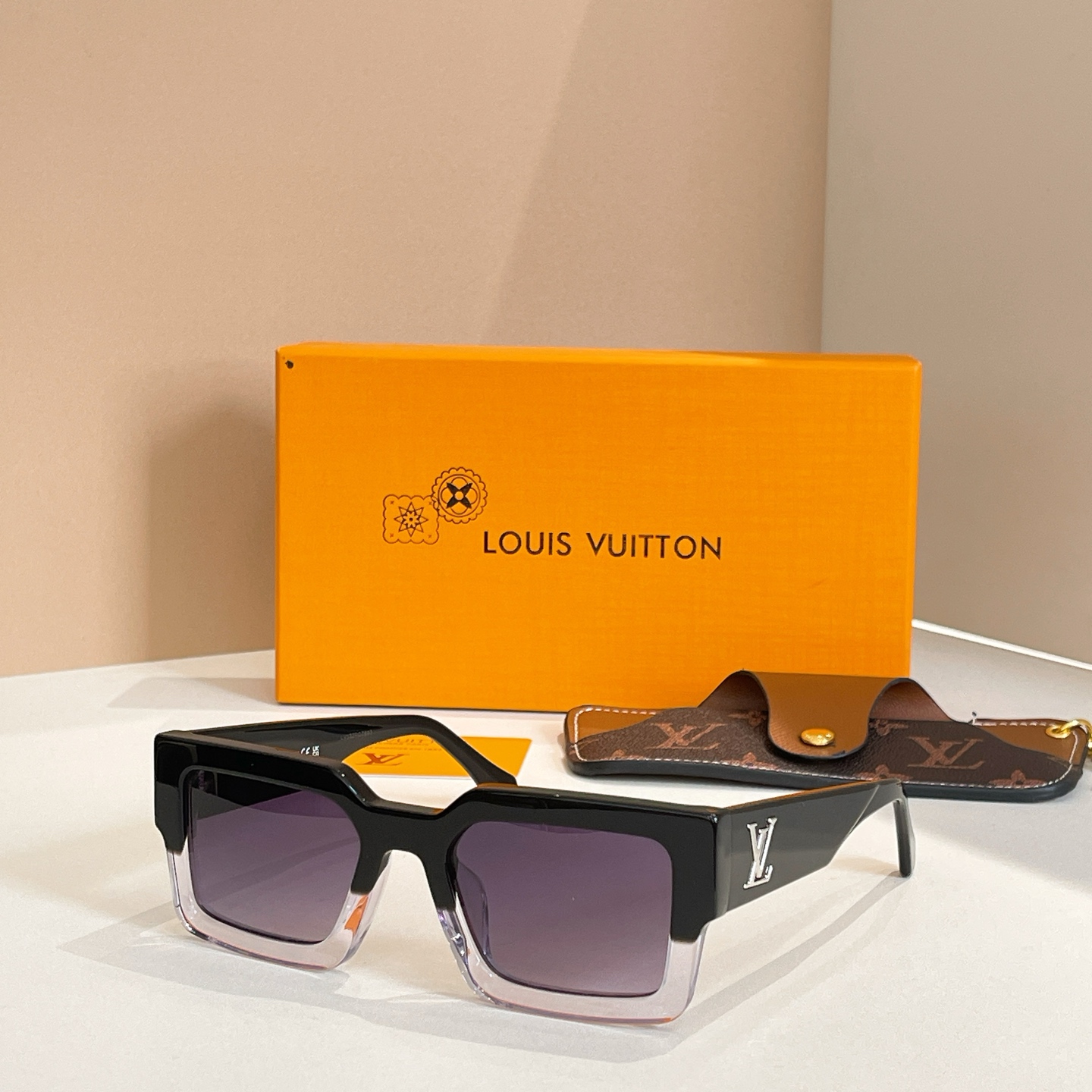 LOUIS VUITTO*🌟🌟🌟MODEL：Z2703W🌟🌟🌟SIZE：54口21-145🌟🌟