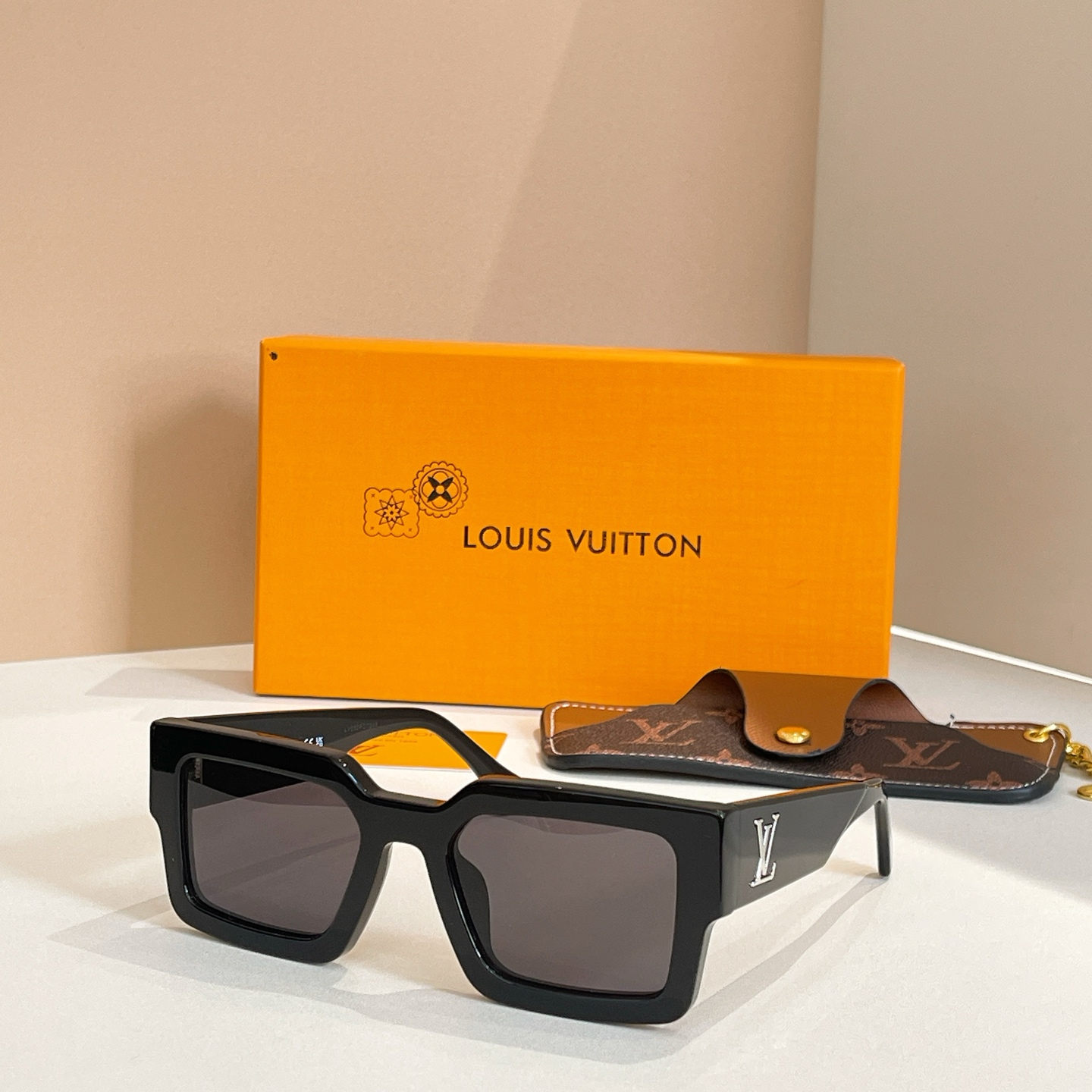 LOUIS VUITTO*🌟🌟🌟MODEL：Z2703W🌟🌟🌟SIZE：54口21-145🌟🌟