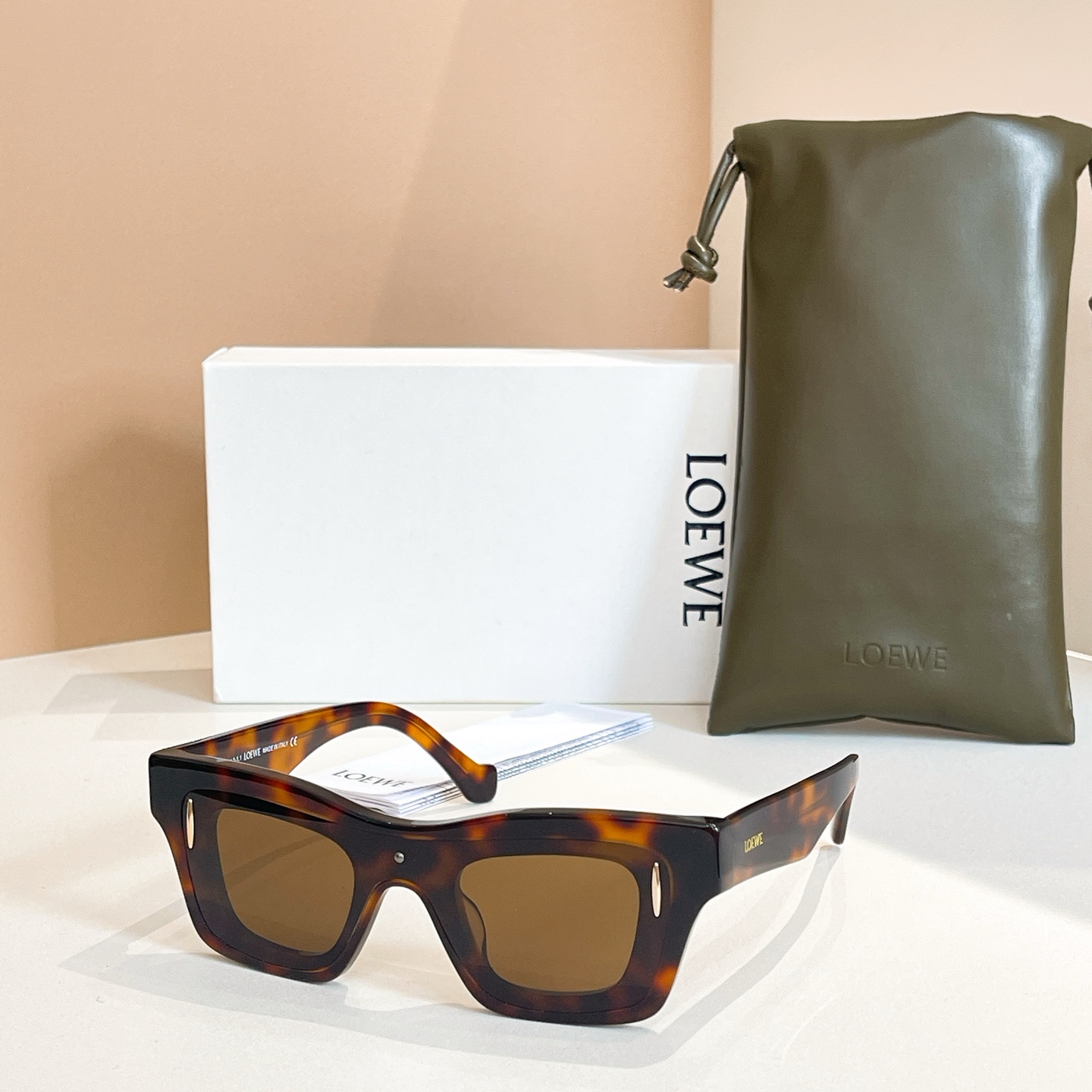 LOEWE🌟🌟🌟MODEL：LW40176U🌟🌟🌟SIZE：54口16-145🌟🌟🌟