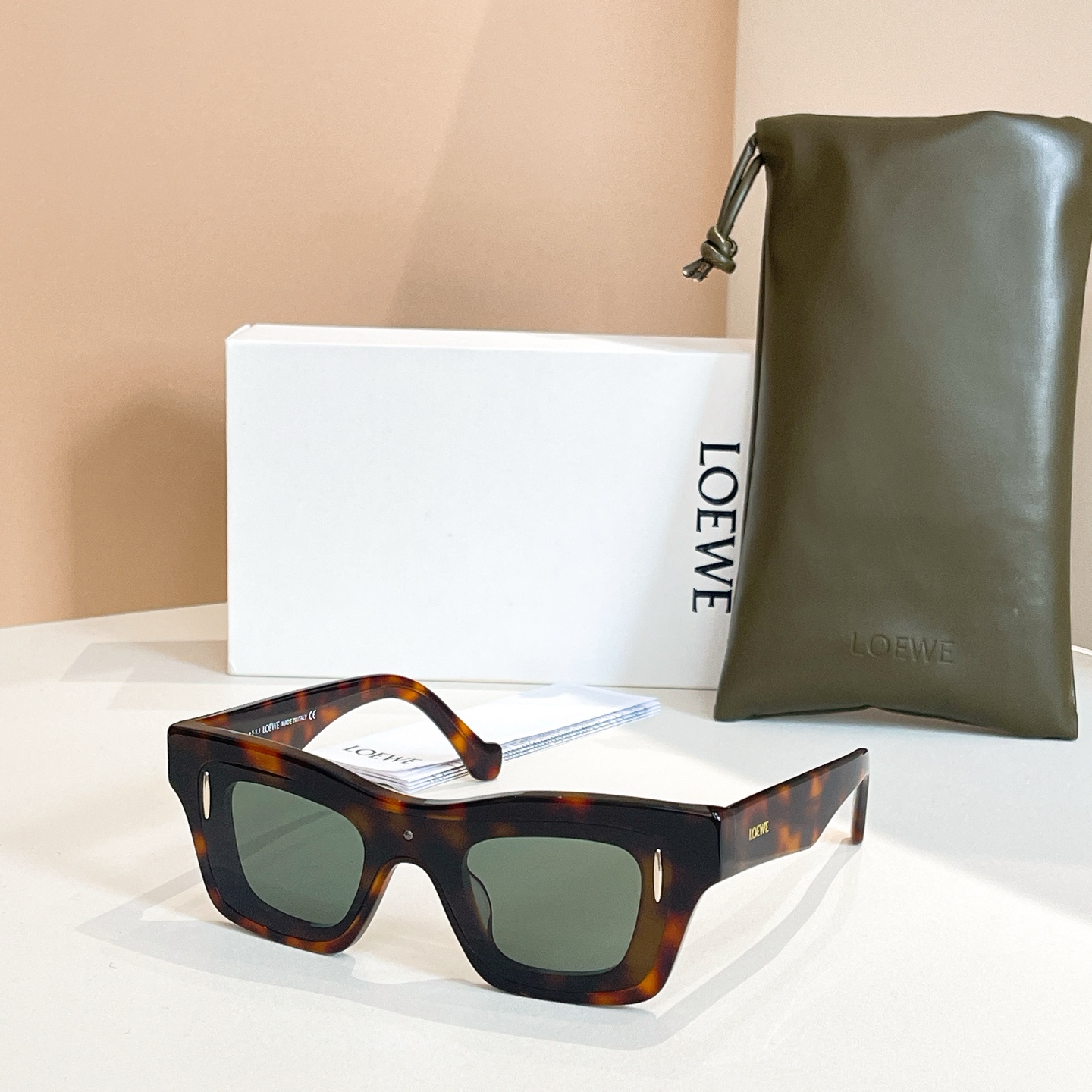 LOEWE🌟🌟🌟MODEL：LW40176U🌟🌟🌟SIZE：54口16-145🌟🌟🌟