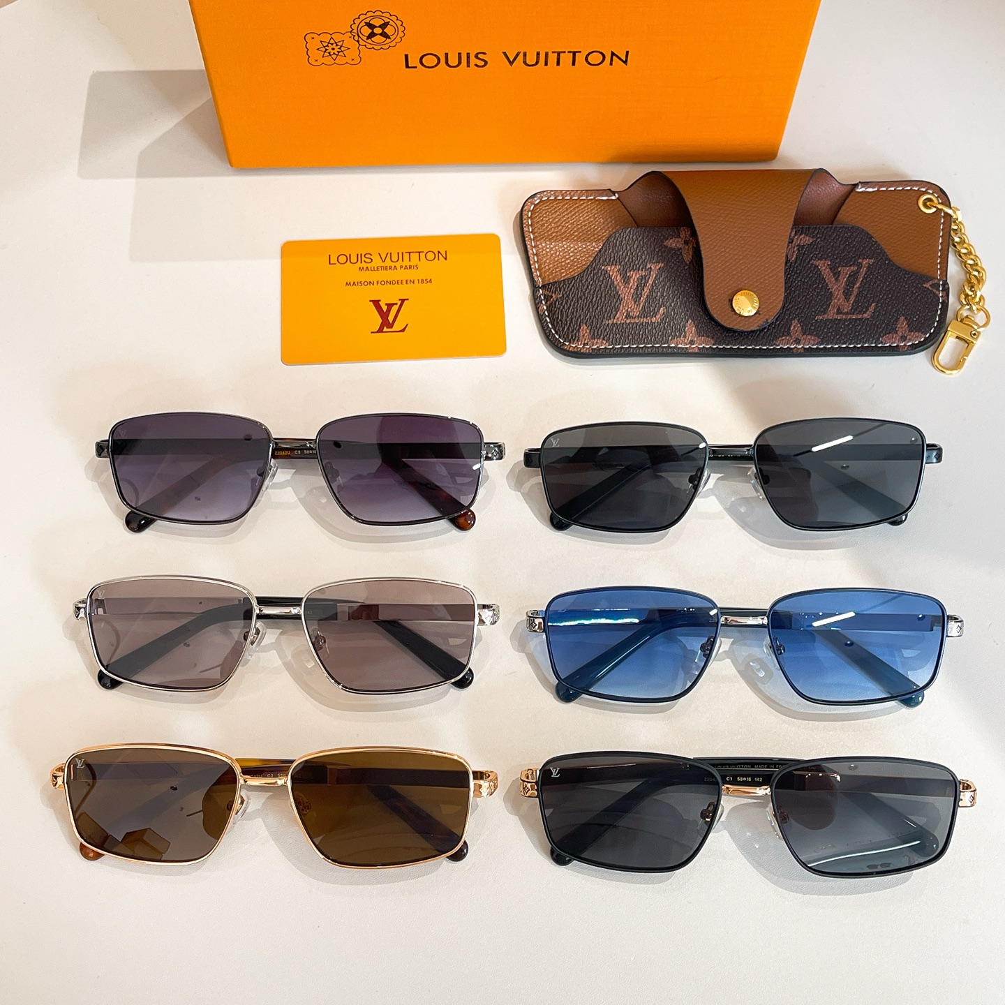 LOUIS VUITTO*✨✨✨MODEL：Z2042U ✨✨✨ SIZE：53口22-145✨✨✨