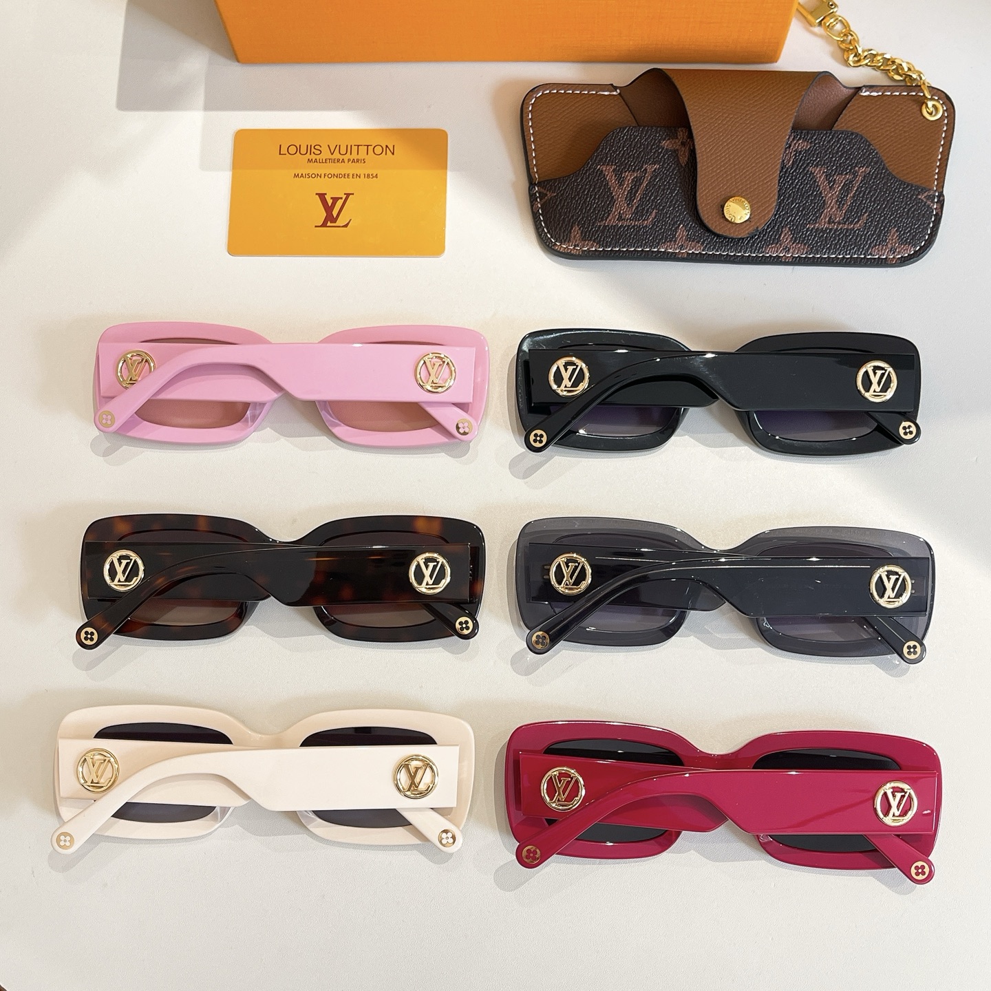 LOUIS VUITTO*✨✨✨MODEL：Z2421E✨✨✨ SIZE：53口21-145✨✨✨