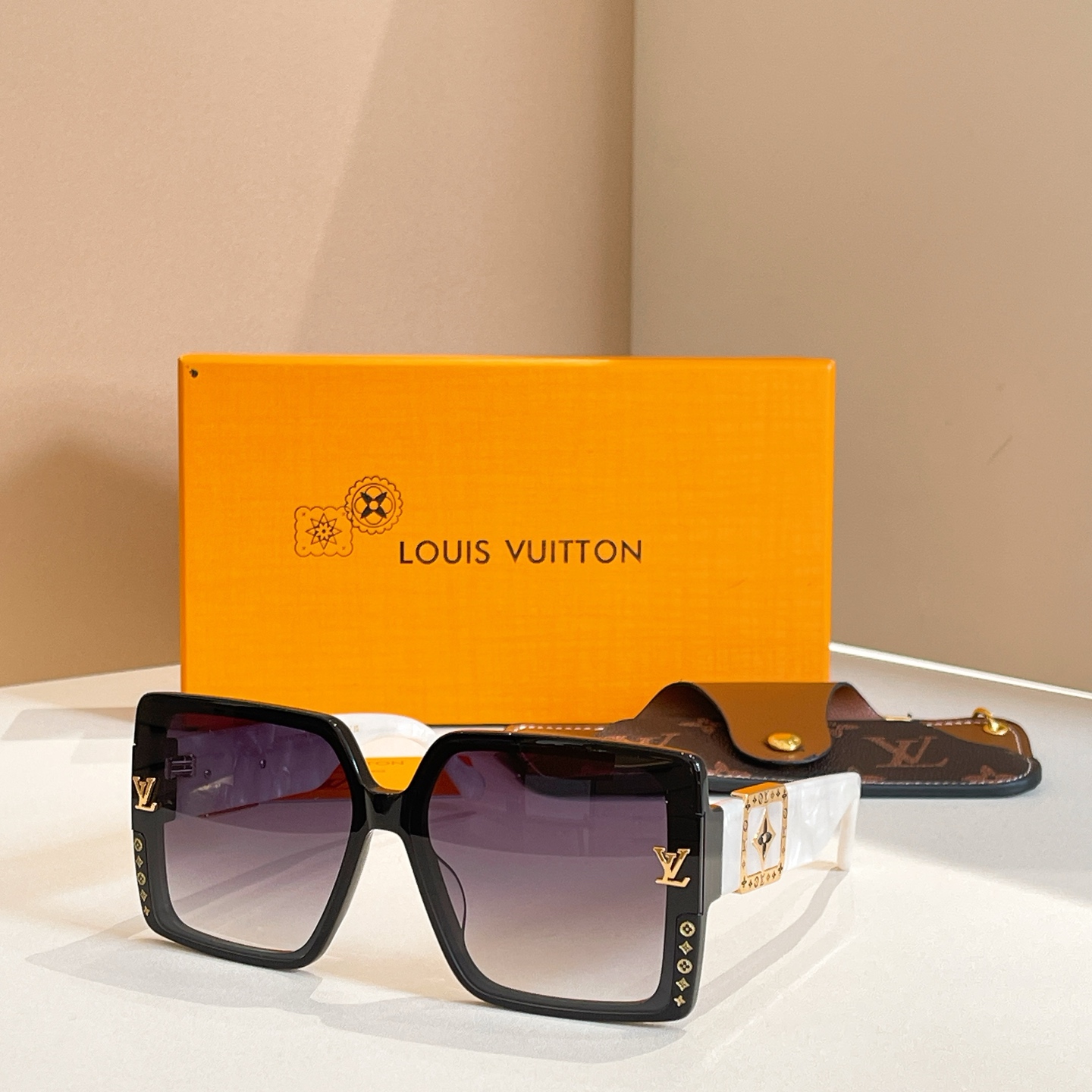 LOUIS VUITTO*✨✨✨MODEL：Z7021E✨✨✨ SIZE：67口14-142✨✨✨