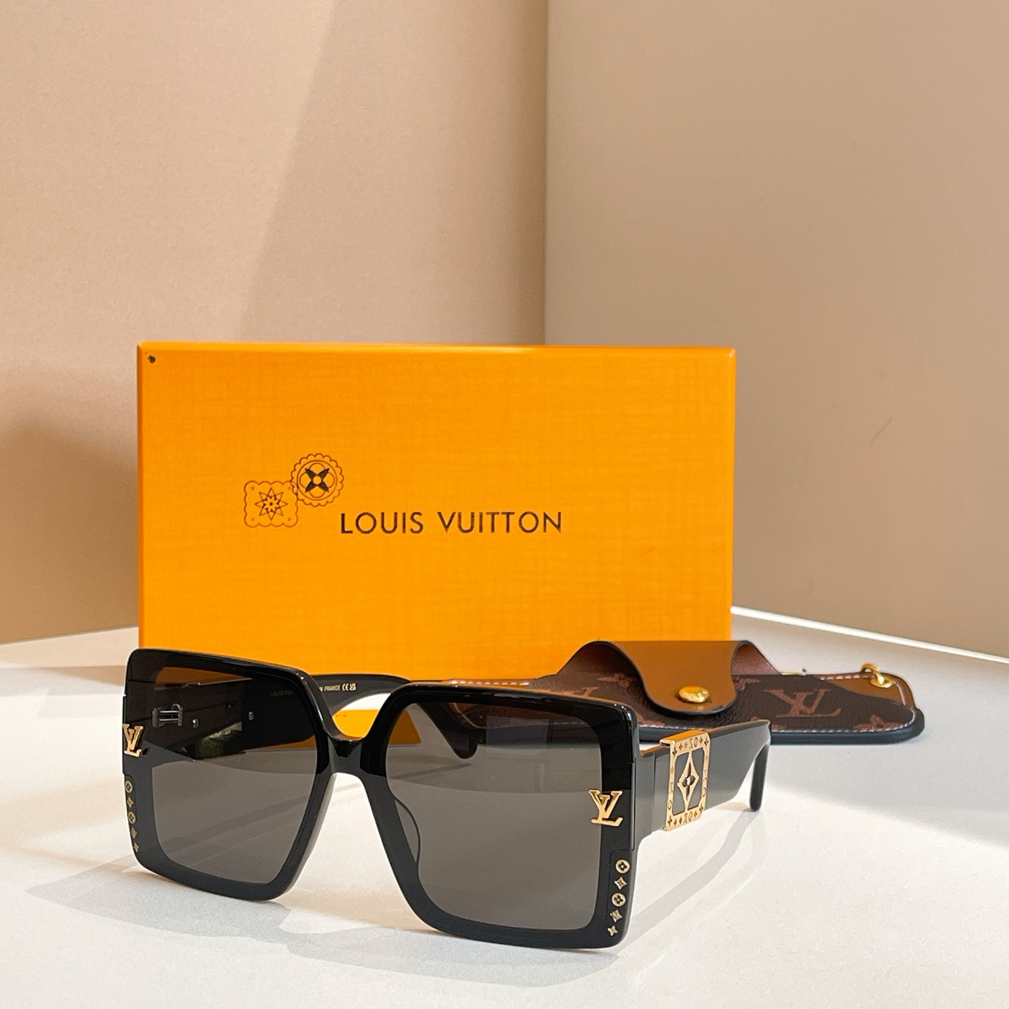 LOUIS VUITTO*✨✨✨MODEL：Z7021E✨✨✨ SIZE：67口14-142✨✨✨