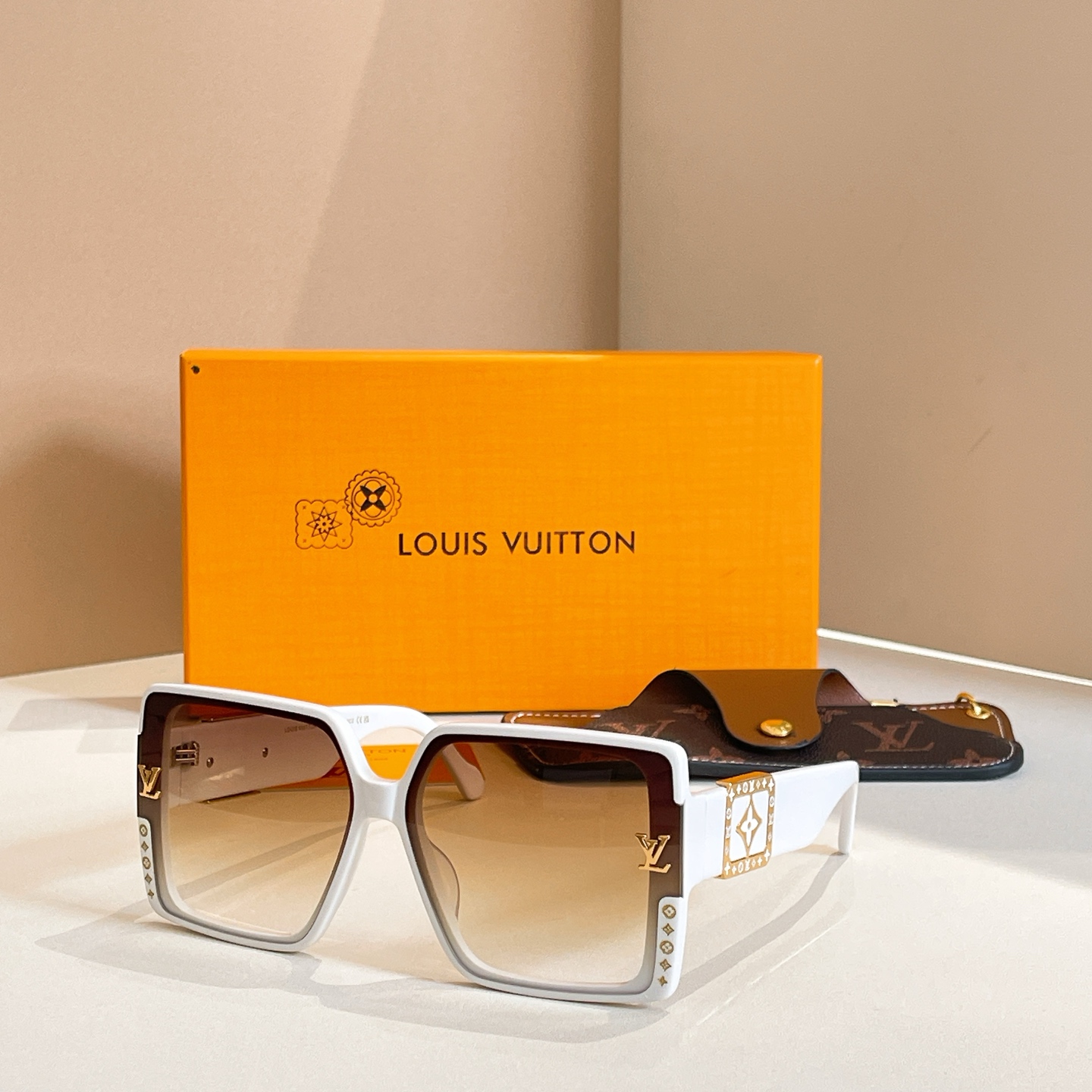 LOUIS VUITTO*✨✨✨MODEL：Z7021E✨✨✨ SIZE：67口14-142✨✨✨