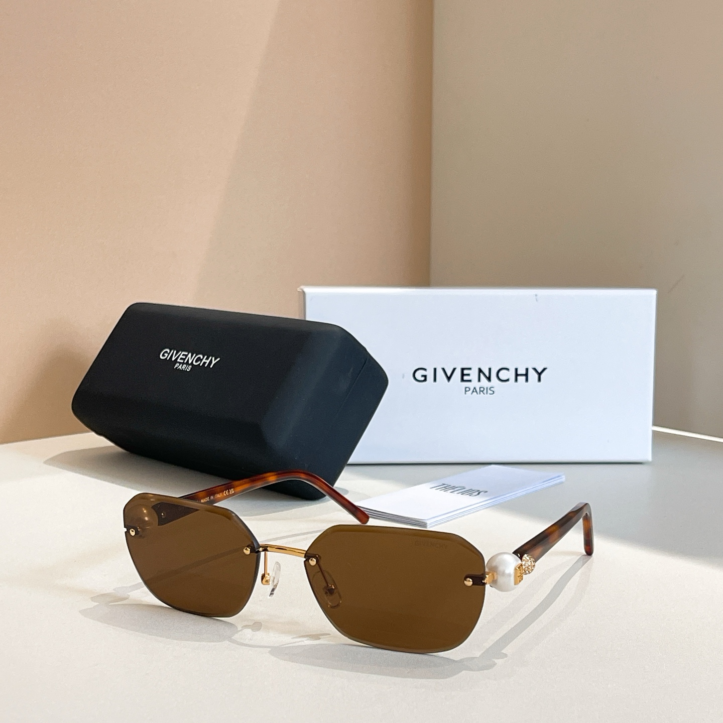 GIVENCH*⭐️⭐️⭐️MODEL：GV4010M⭐️⭐️⭐️SIZE：61口17-140⭐️⭐️ 