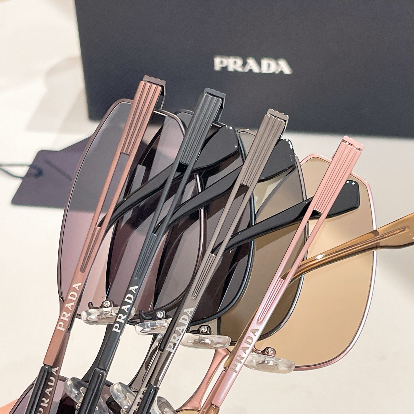 PRAD*⭐️⭐️⭐️MODEL PR 122YS⭐️⭐️⭐️SIZE：59口16-147⭐️⭐️⭐️ 