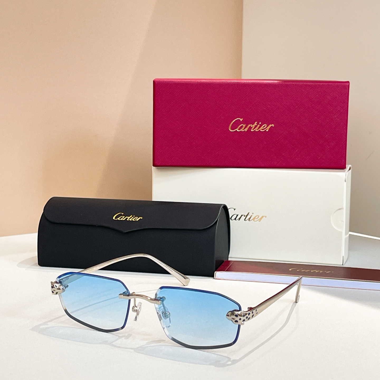 Cartie*✨✨✨MODEL：CT0583S  ✨✨✨SIZE 55口19-130✨✨✨太阳～，变色镜