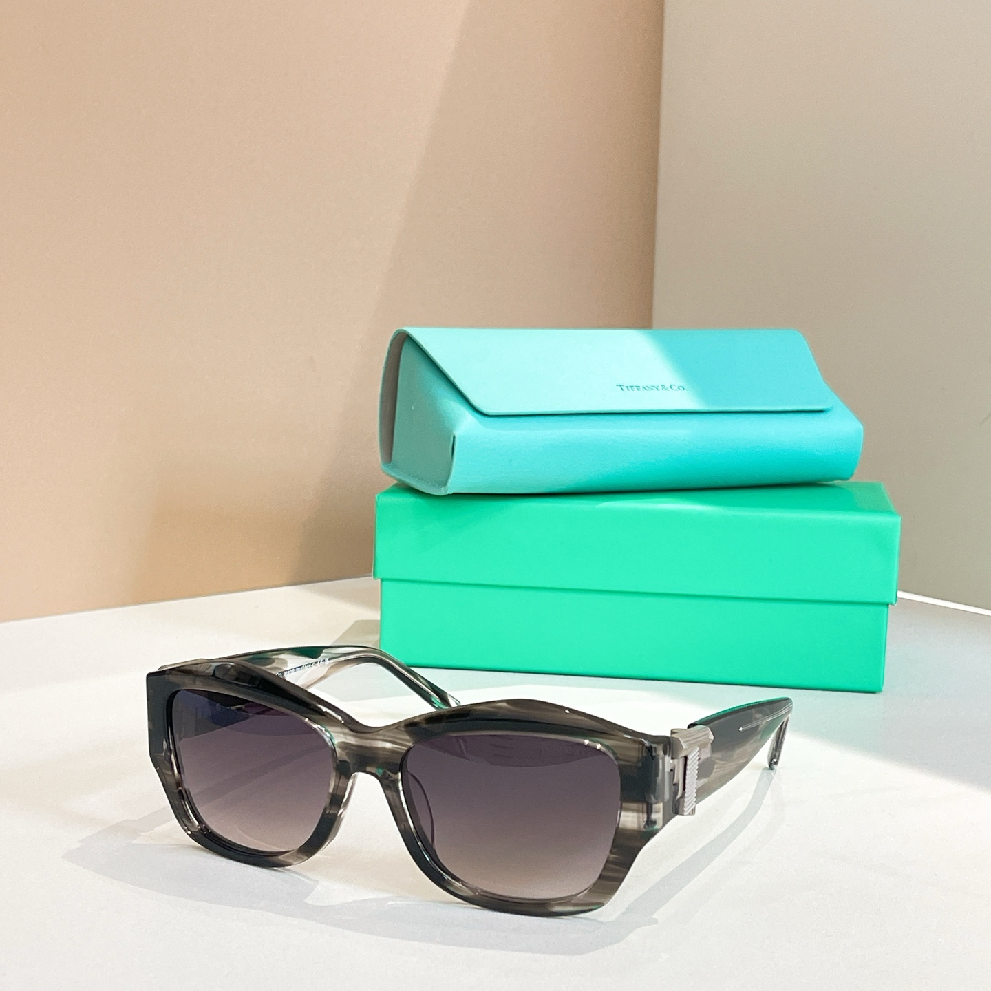 TIFFANY&Co.✨✨✨MODEL：TF4233U ✨✨✨ SIZE：53口18-140✨✨✨