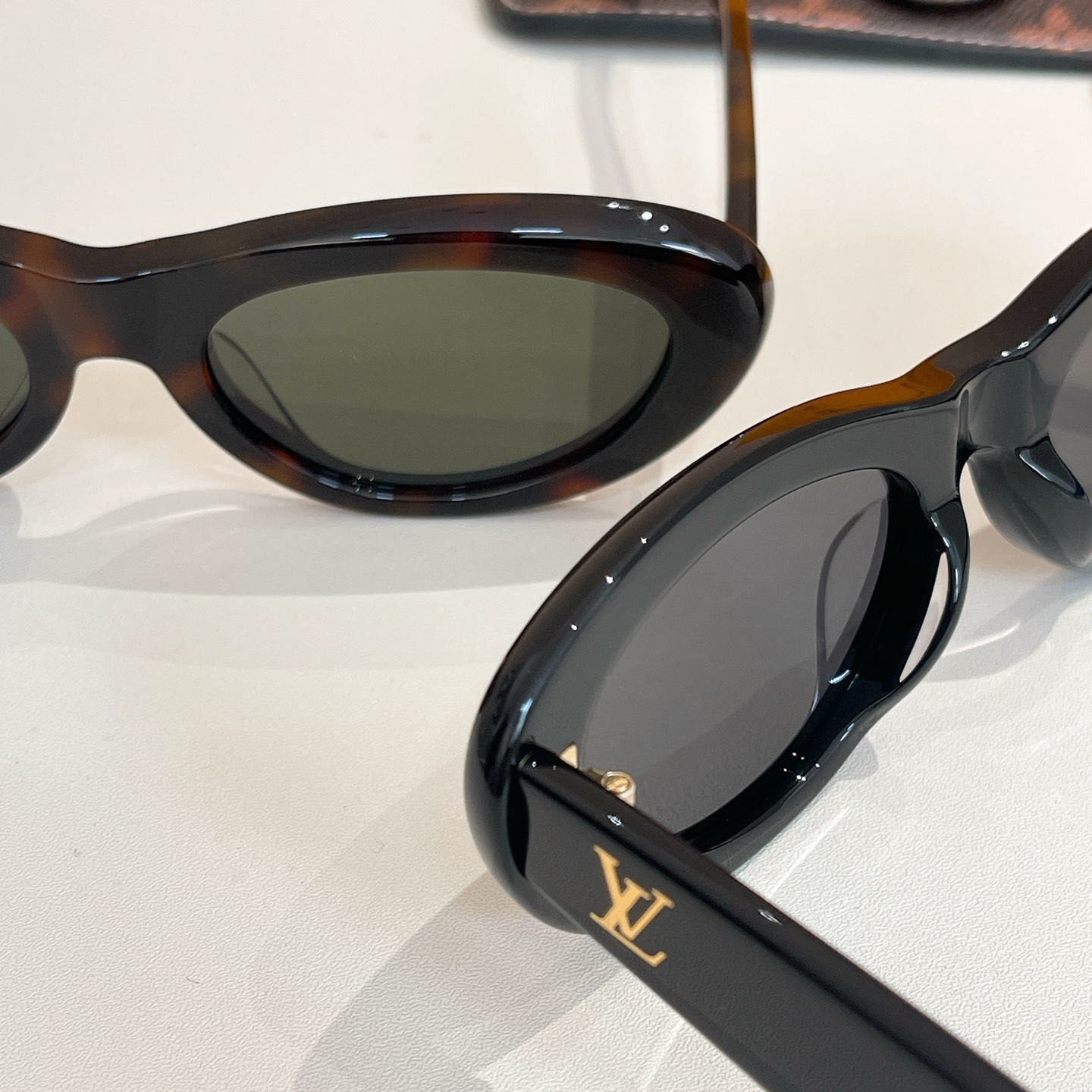 LOUIS VUITTO*✨✨✨MODEL：Z1981E，Z1983E✨✨✨ SIZE：54口19-15