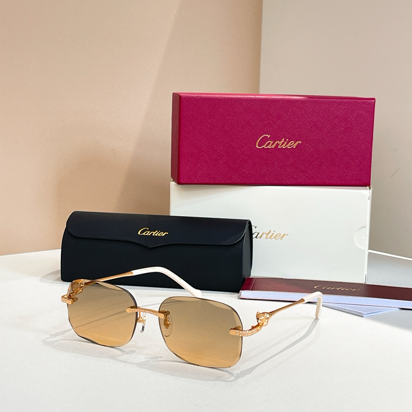 Cartie*✨✨✨MODEL：CT0687S✨✨✨SIZE  57口17-145✨✨✨钛～～高版本～～