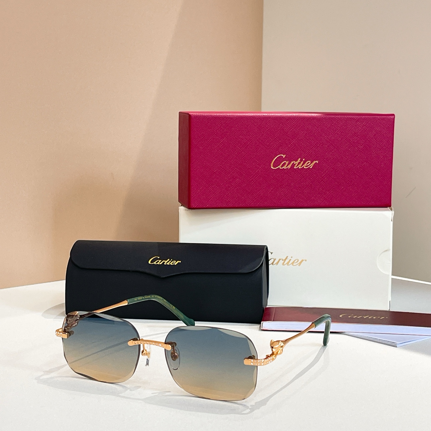 Cartie*✨✨✨MODEL：CT0687S✨✨✨SIZE  57口17-145✨✨✨钛～～高版本～～