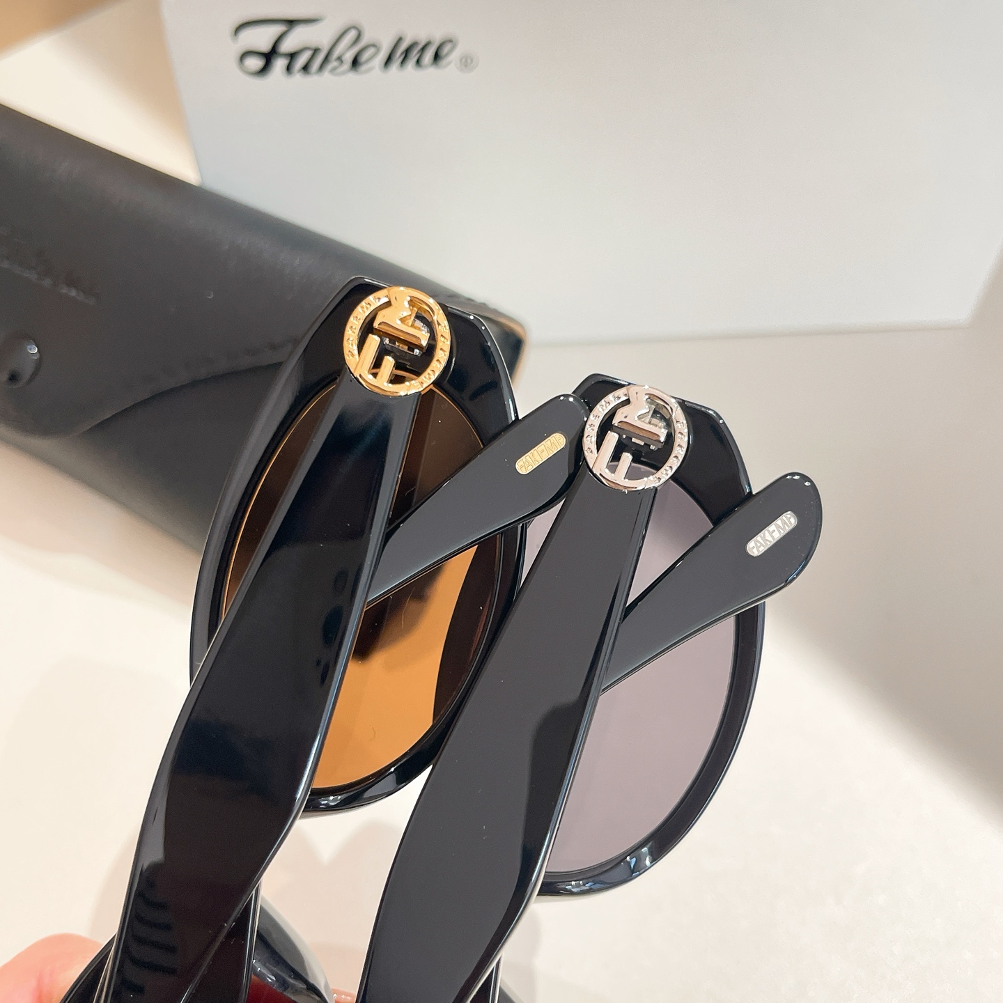 FAKEME⚜️⚜️⚜️MODEL laga.suP ⚜️⚜️⚜️SIZE57口20-147⚜️⚜️⚜️