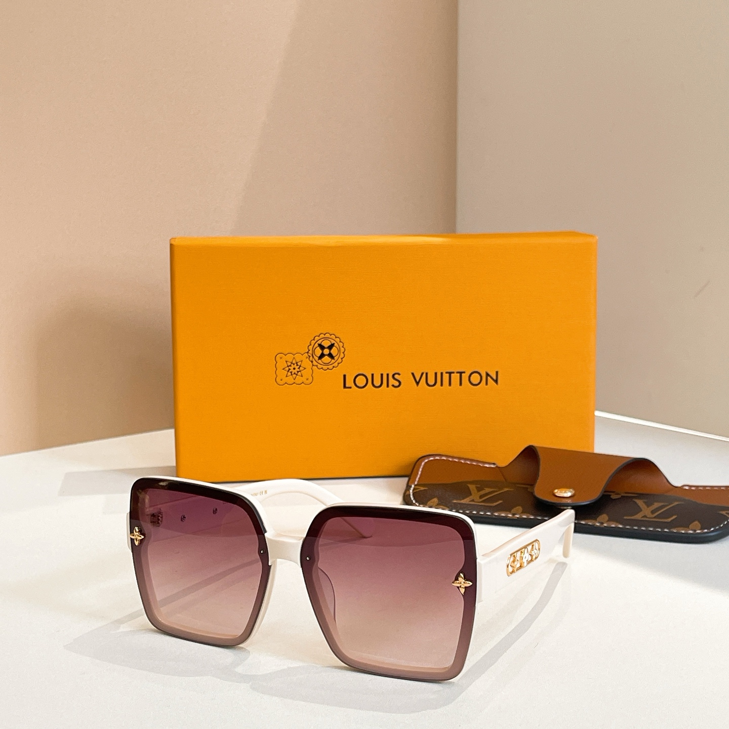 LOUIS VUITTO*🌟🌟🌟MODEL：Z1871🌟🌟🌟SIZE：62口12-145🌟🌟🌟