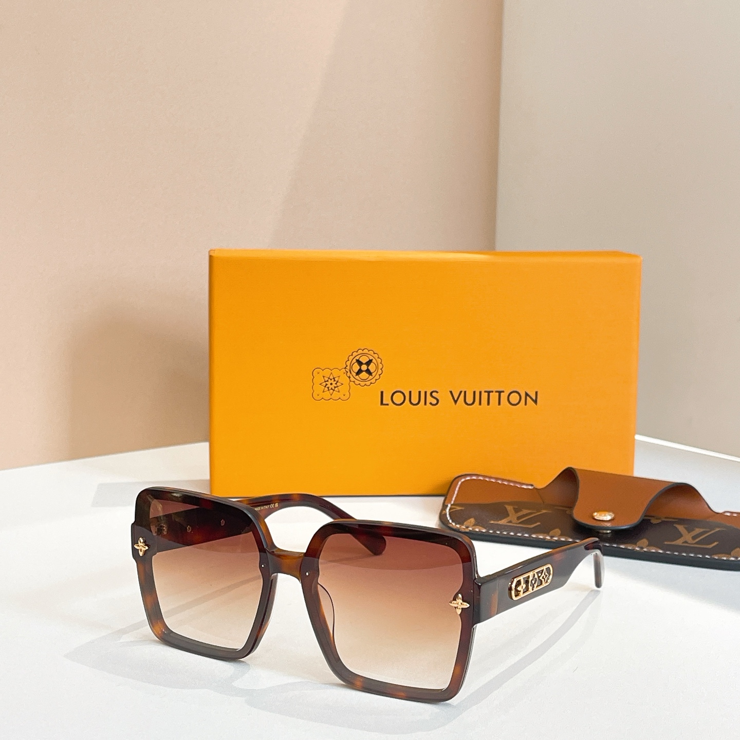 LOUIS VUITTO*🌟🌟🌟MODEL：Z1871🌟🌟🌟SIZE：62口12-145🌟🌟🌟