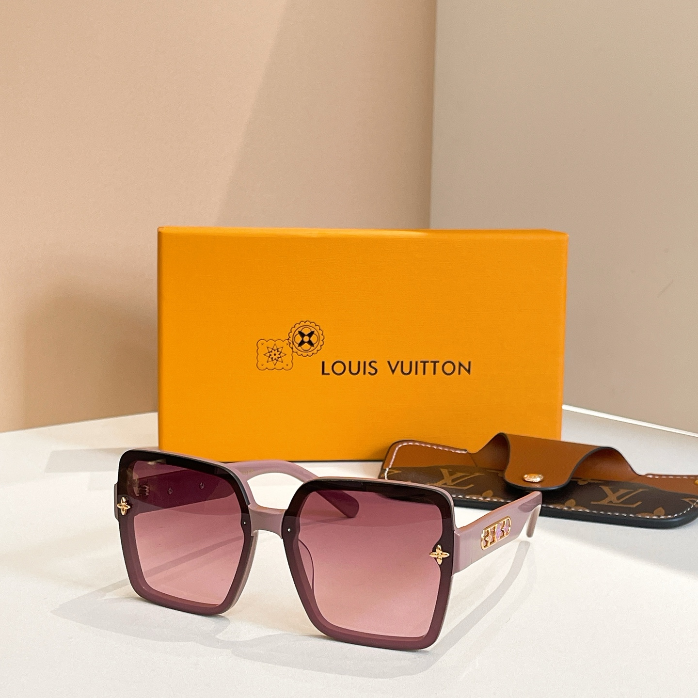 LOUIS VUITTO*🌟🌟🌟MODEL：Z1871🌟🌟🌟SIZE：62口12-145🌟🌟🌟