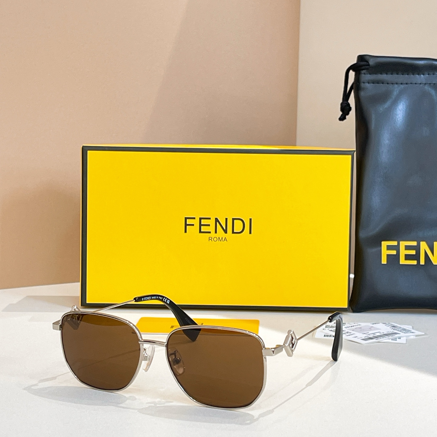 FEND*✨✨✨MODEL：FE50111F ✨✨✨ SIZE：56口16-140✨✨✨