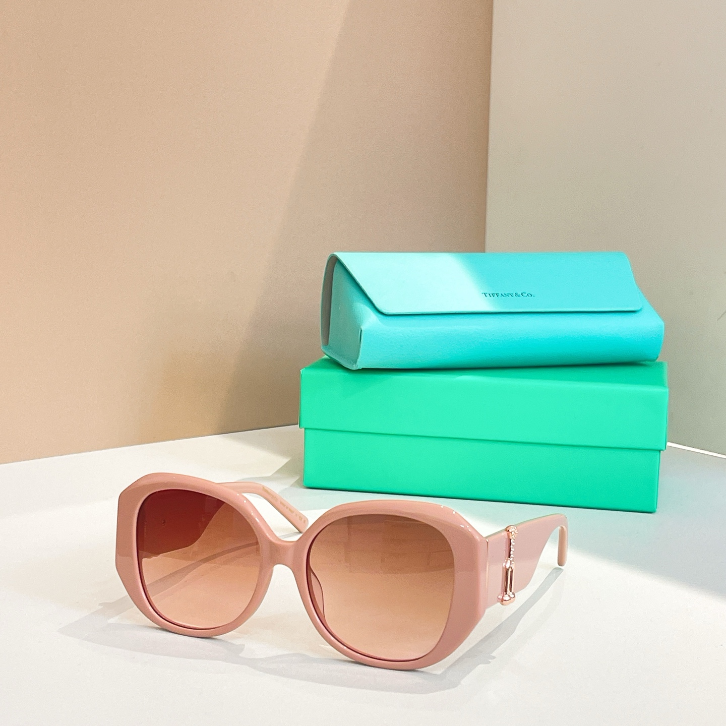 TIFFANY&Co.✨✨✨MODEL：TF4207✨✨✨ SIZE：55口17-140✨✨✨