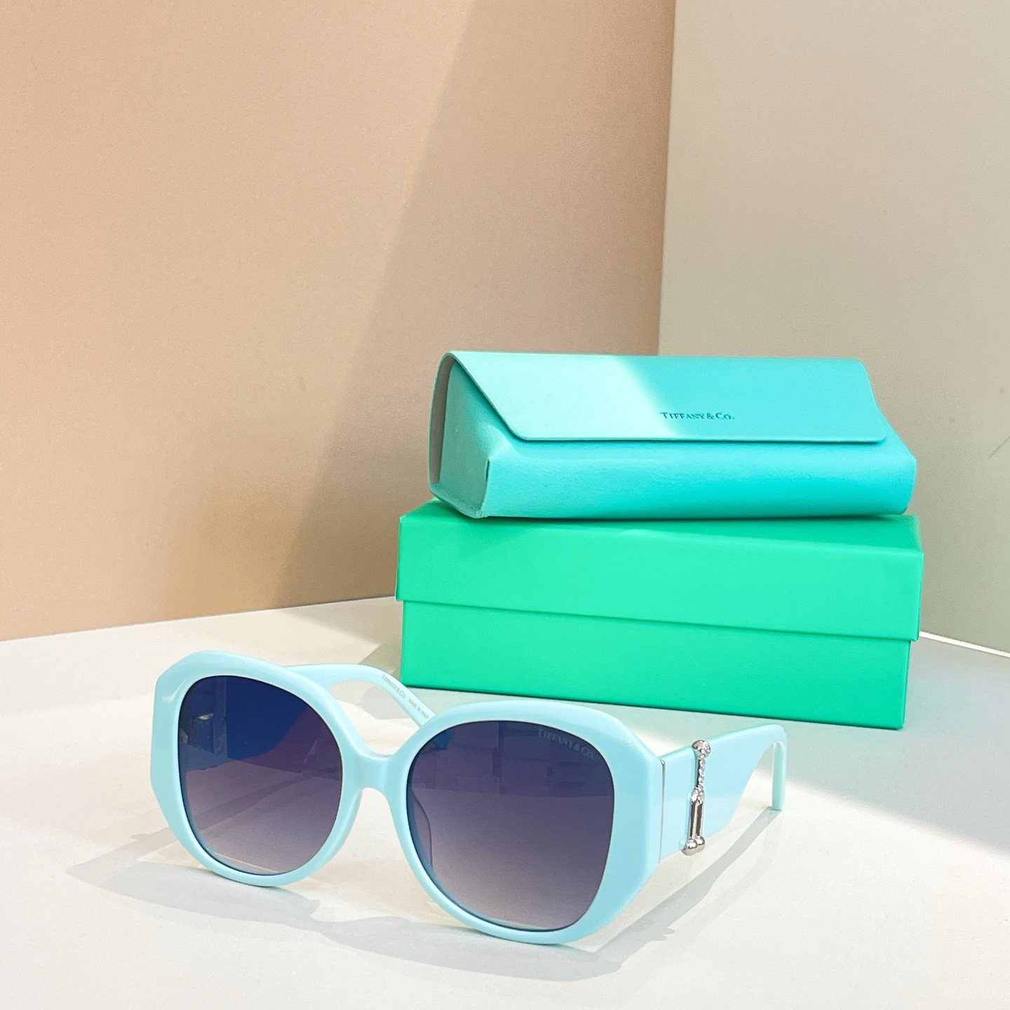 TIFFANY&Co.✨✨✨MODEL：TF4207✨✨✨ SIZE：55口17-140✨✨✨