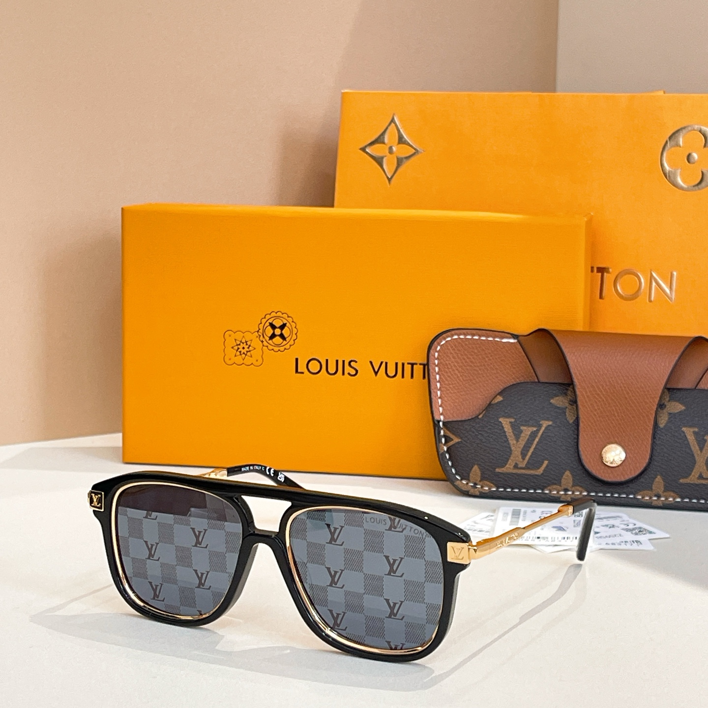 LOUIS VUITTO*✨✨✨MODEL：Z2595U ✨✨✨ SIZE：53口22-145✨✨✨