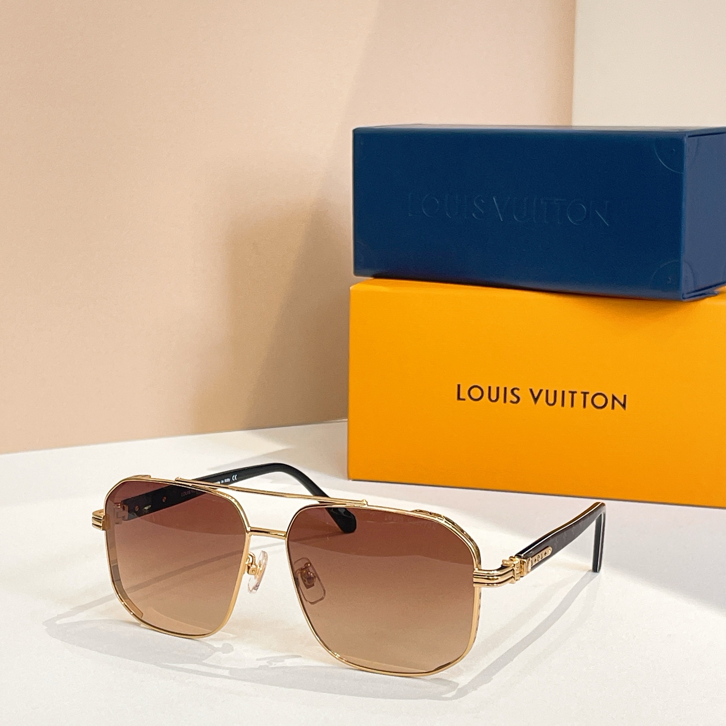 LOUIS VUITTO*✨✨✨MODEL：Z1230 ✨✨✨ SIZE：53口22-145✨✨✨
