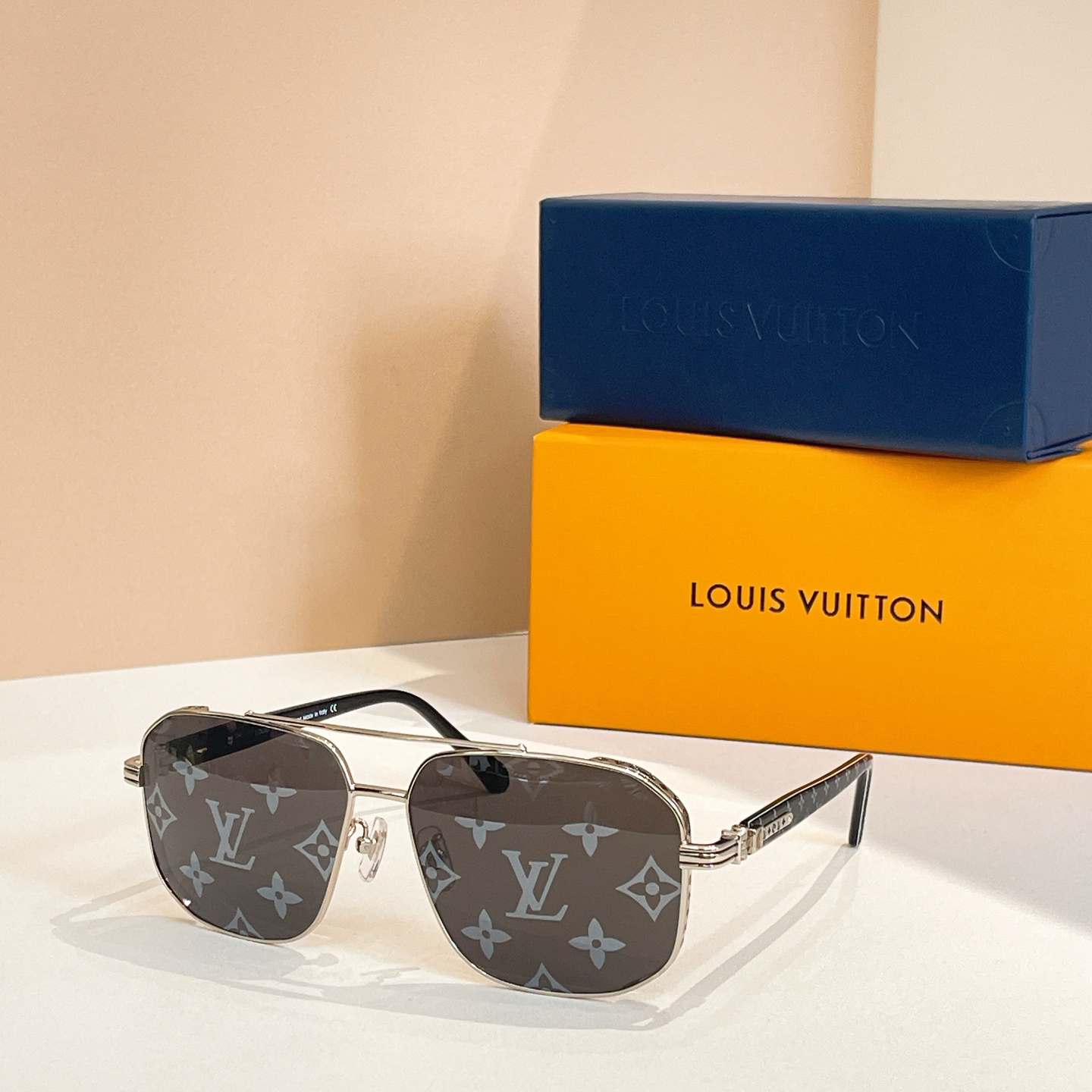 LOUIS VUITTO*✨✨✨MODEL：Z1230 ✨✨✨ SIZE：53口22-145✨✨✨