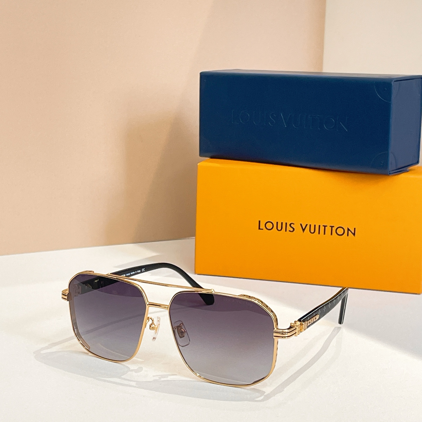 LOUIS VUITTO*✨✨✨MODEL：Z1230 ✨✨✨ SIZE：53口22-145✨✨✨