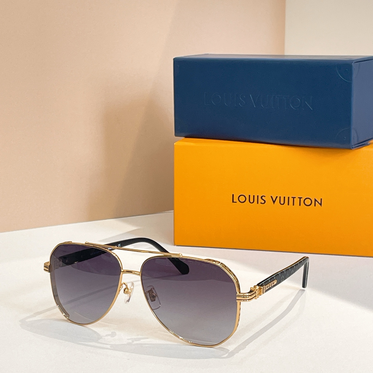 LOUIS VUITTO*✨✨✨MODEL：Z1229 ✨✨✨ SIZE：53口22-145✨✨✨