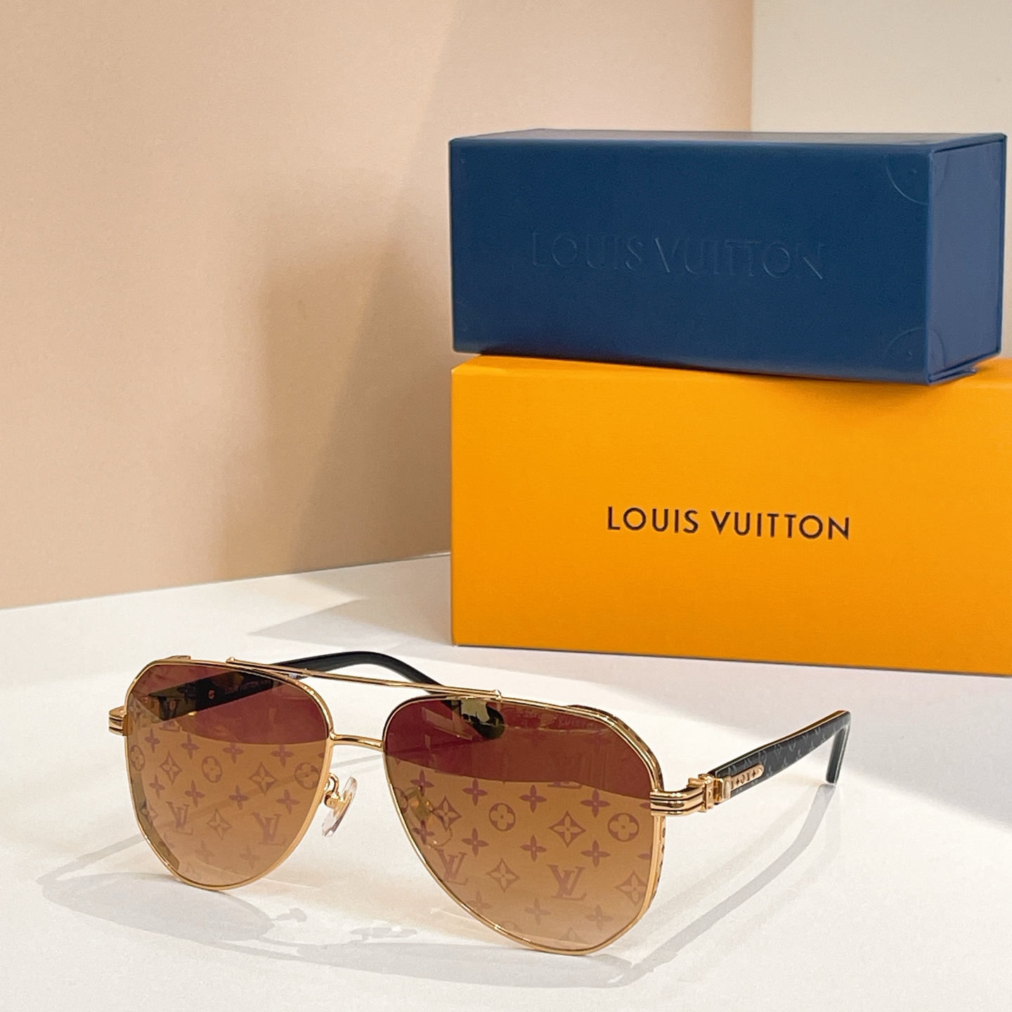 LOUIS VUITTO*✨✨✨MODEL：Z1229 ✨✨✨ SIZE：53口22-145✨✨✨