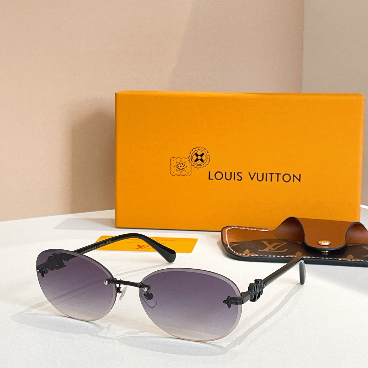 LOUIS VUITTO*✨✨✨MODEL：Z24591✨✨✨ SIZE：64口16-145✨✨✨