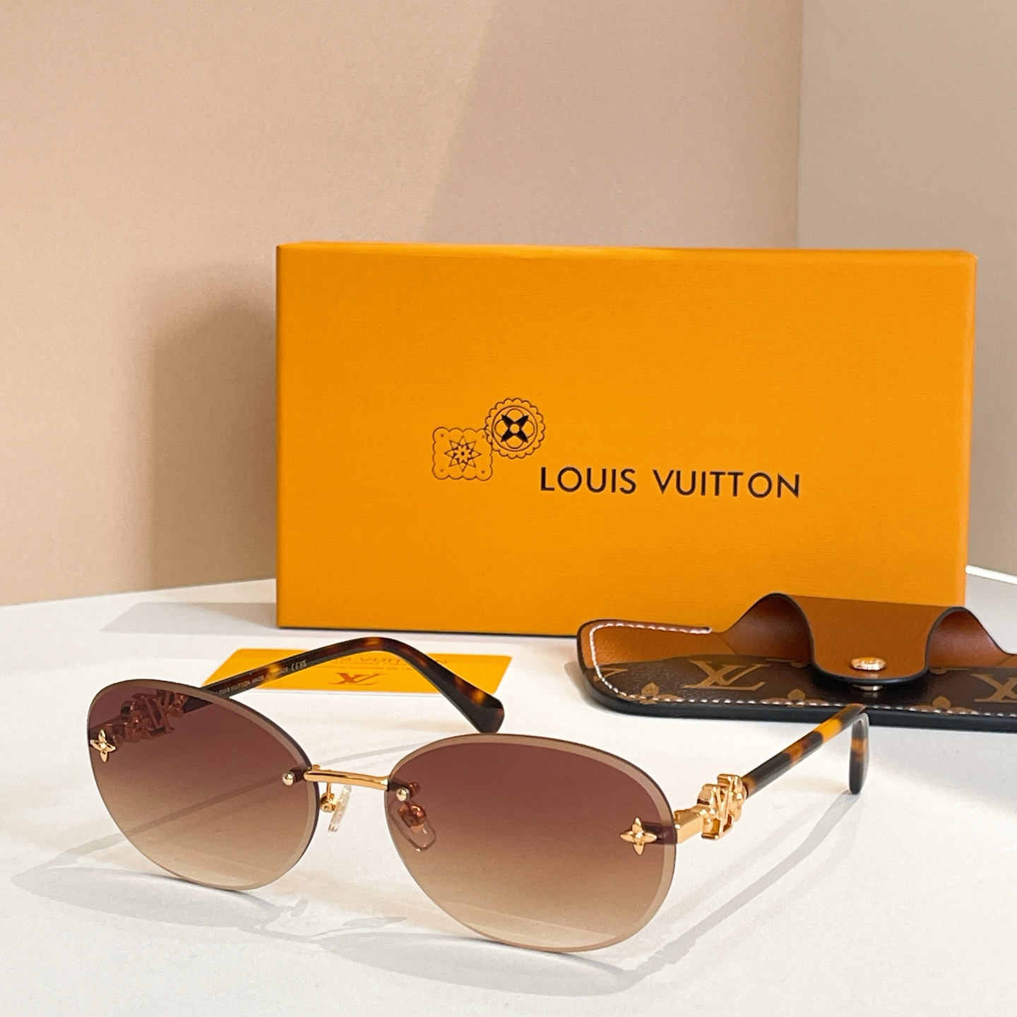LOUIS VUITTO*✨✨✨MODEL：Z24591✨✨✨ SIZE：64口16-145✨✨✨