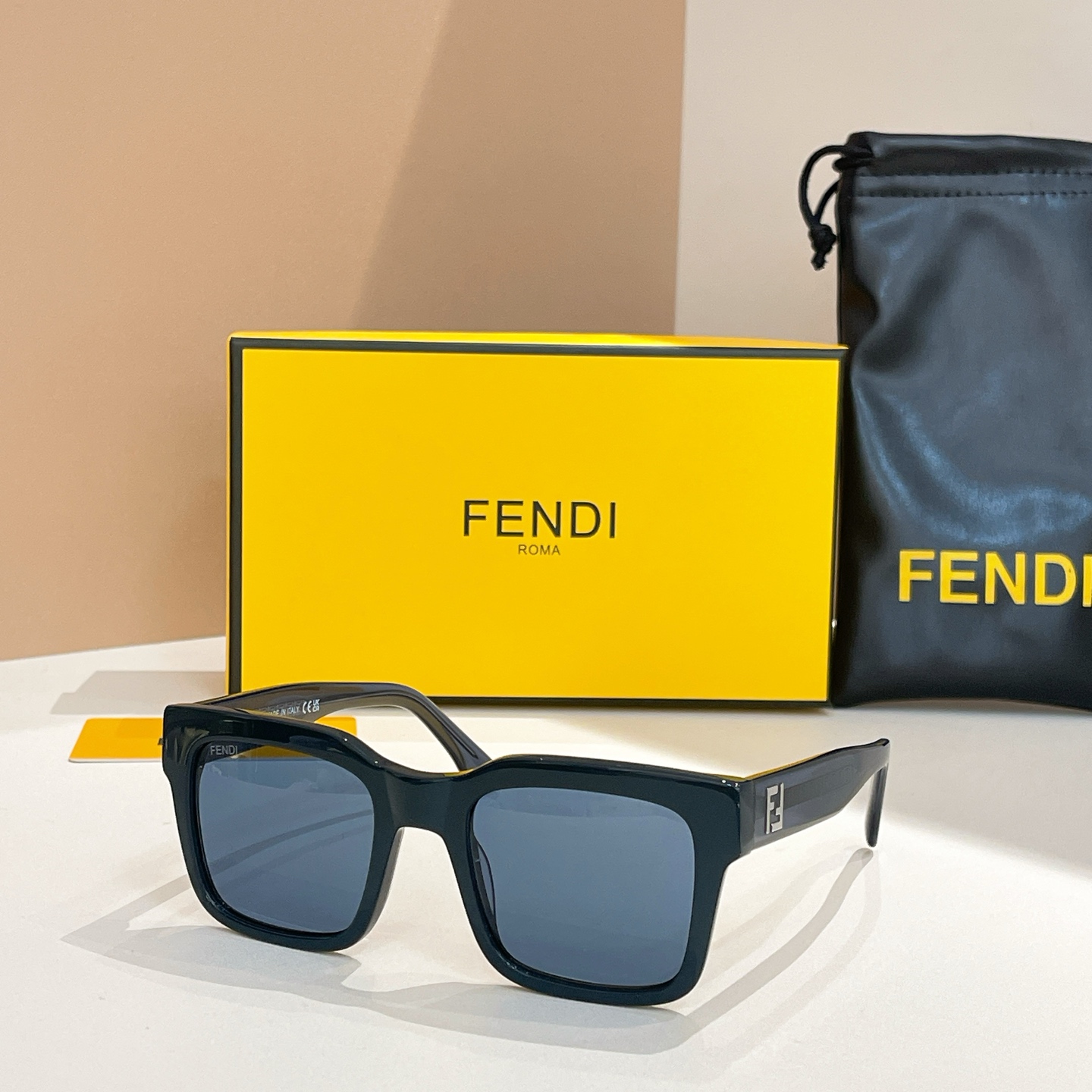 FEND*✨✨✨MODEL：FF0053✨✨✨ SIZE：51口22-145✨✨✨